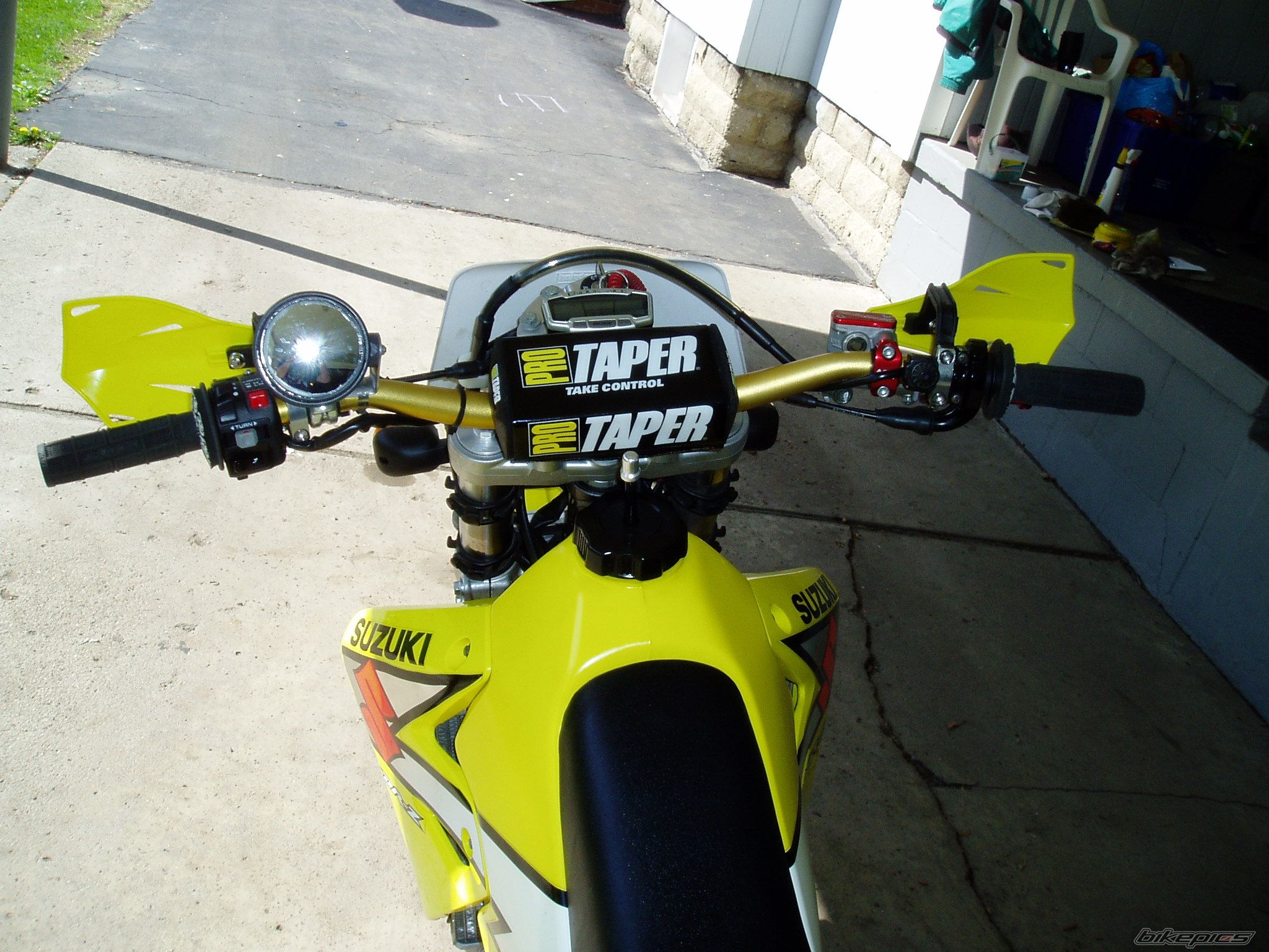 Photo 2143753