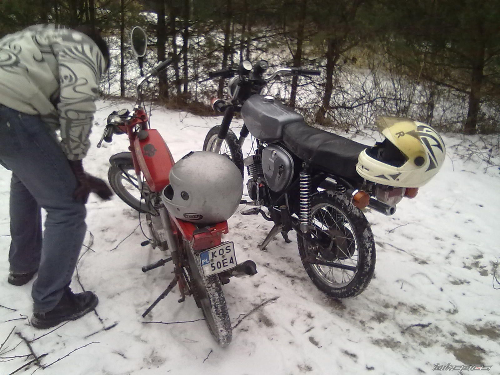 Photo 2144153