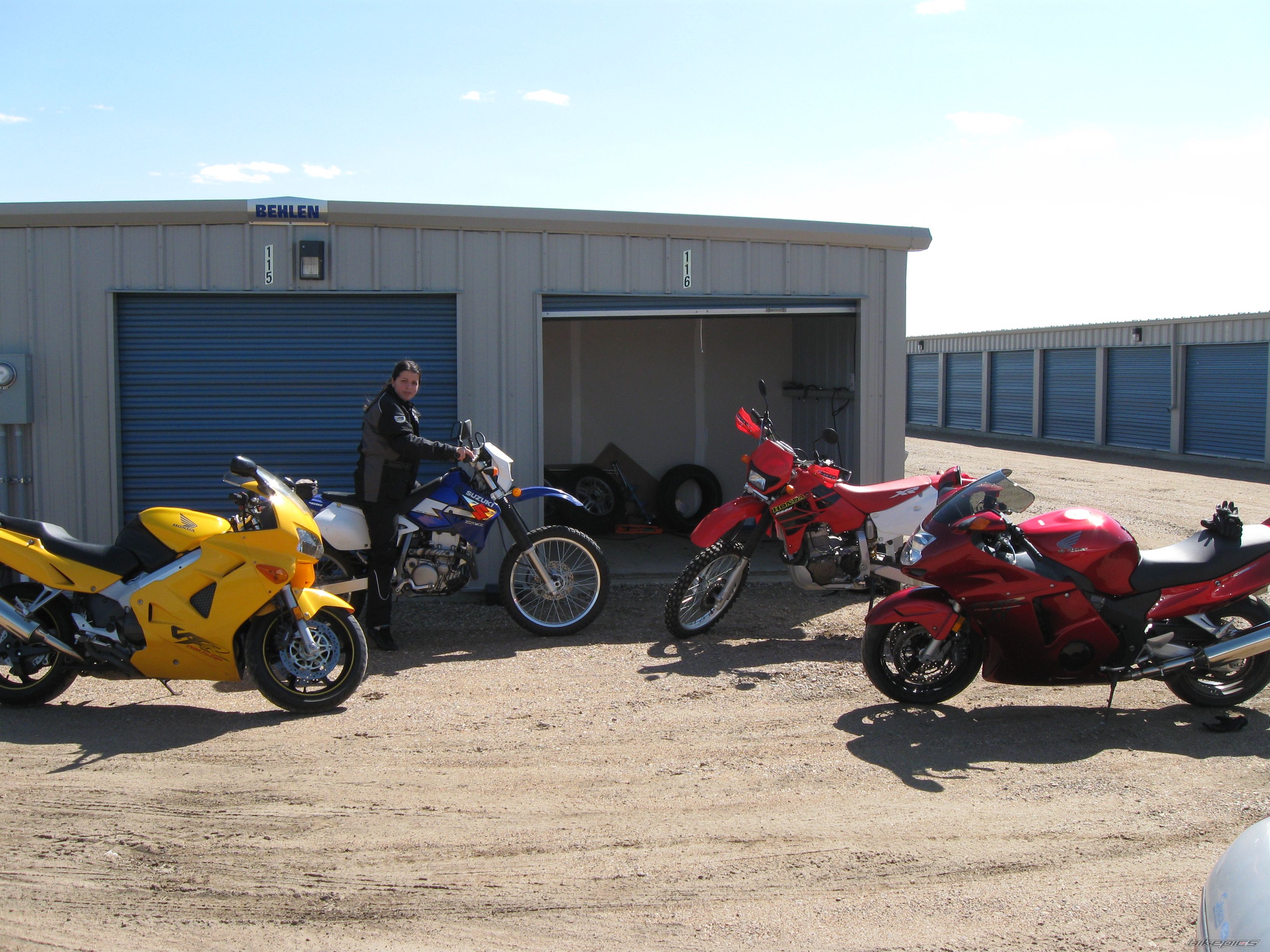 Photo 2144196