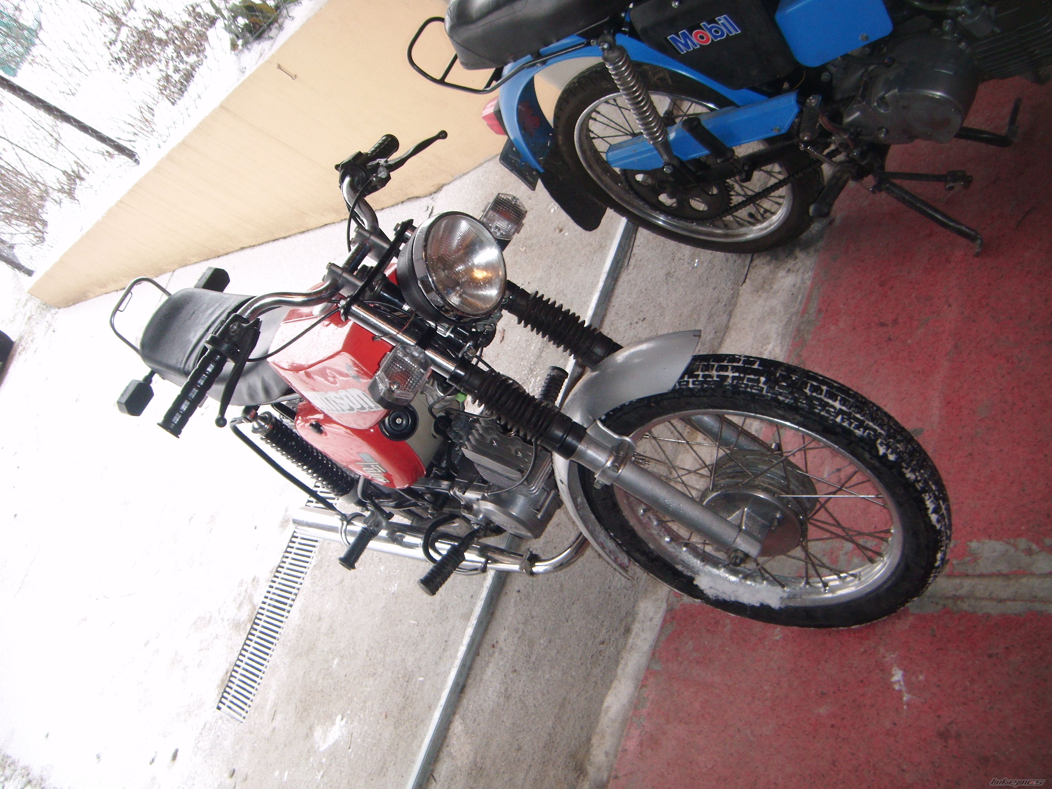 Photo 2144207