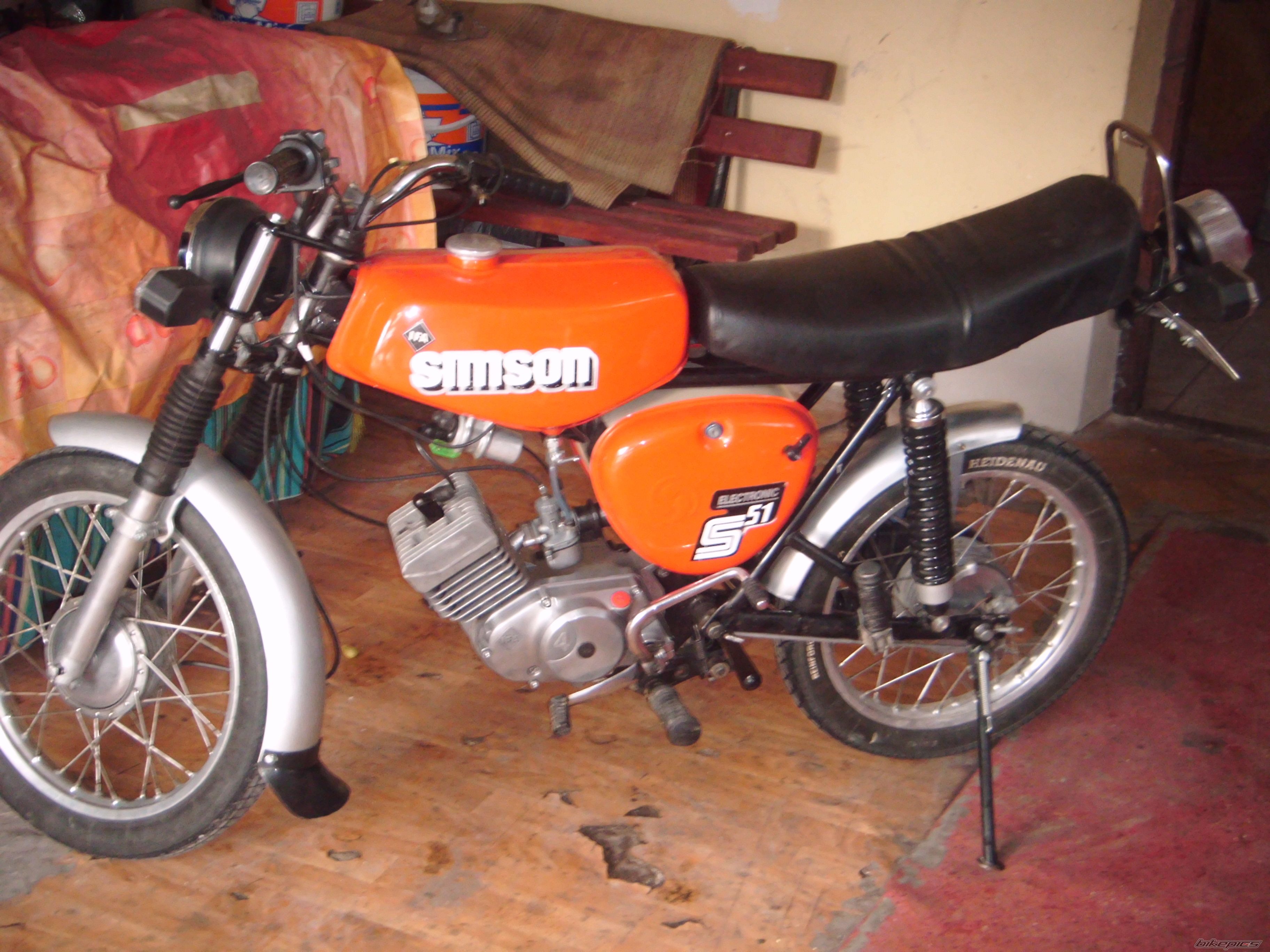 Photo 2144850