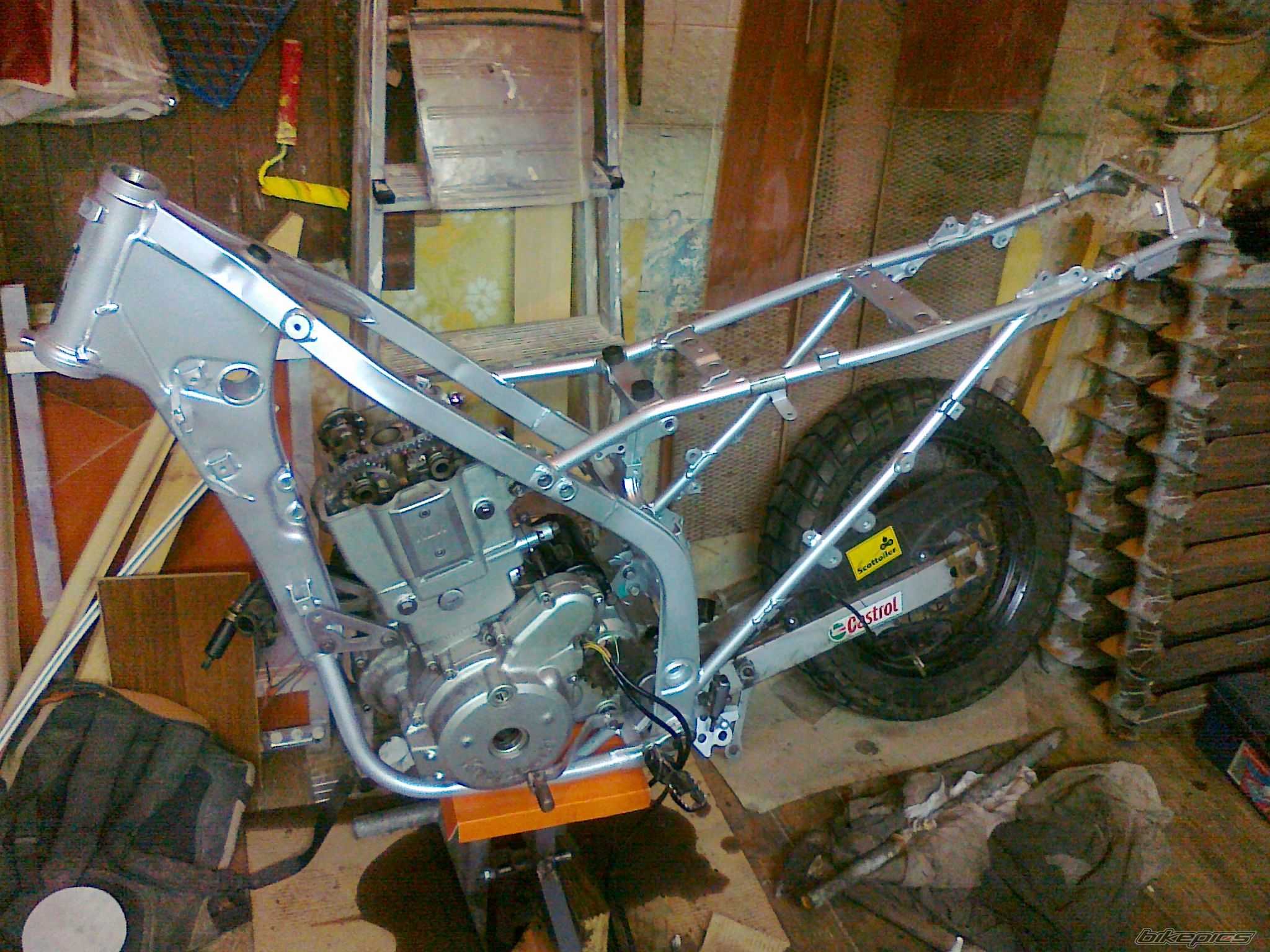 Photo 2144933