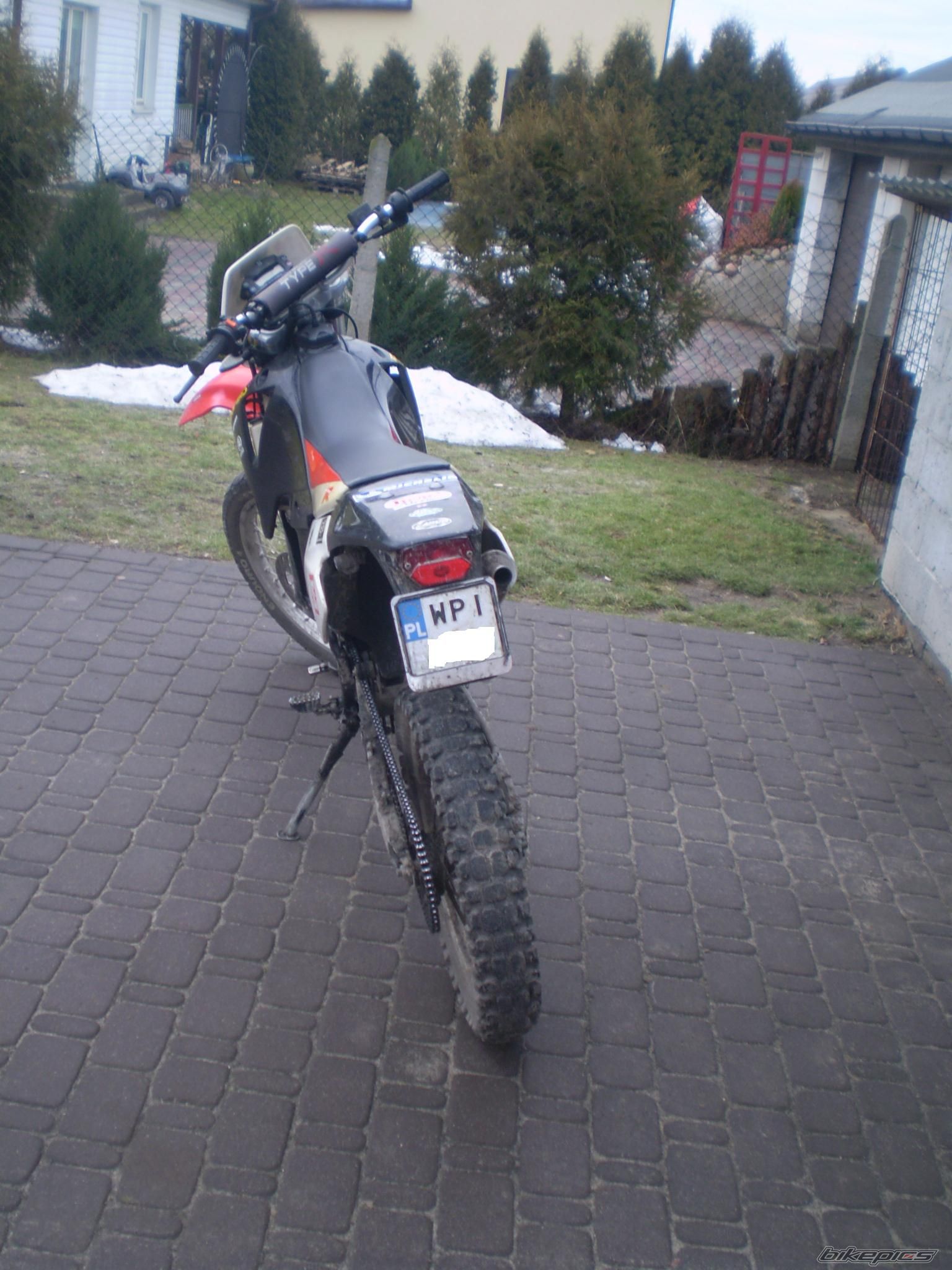 Photo 2144937