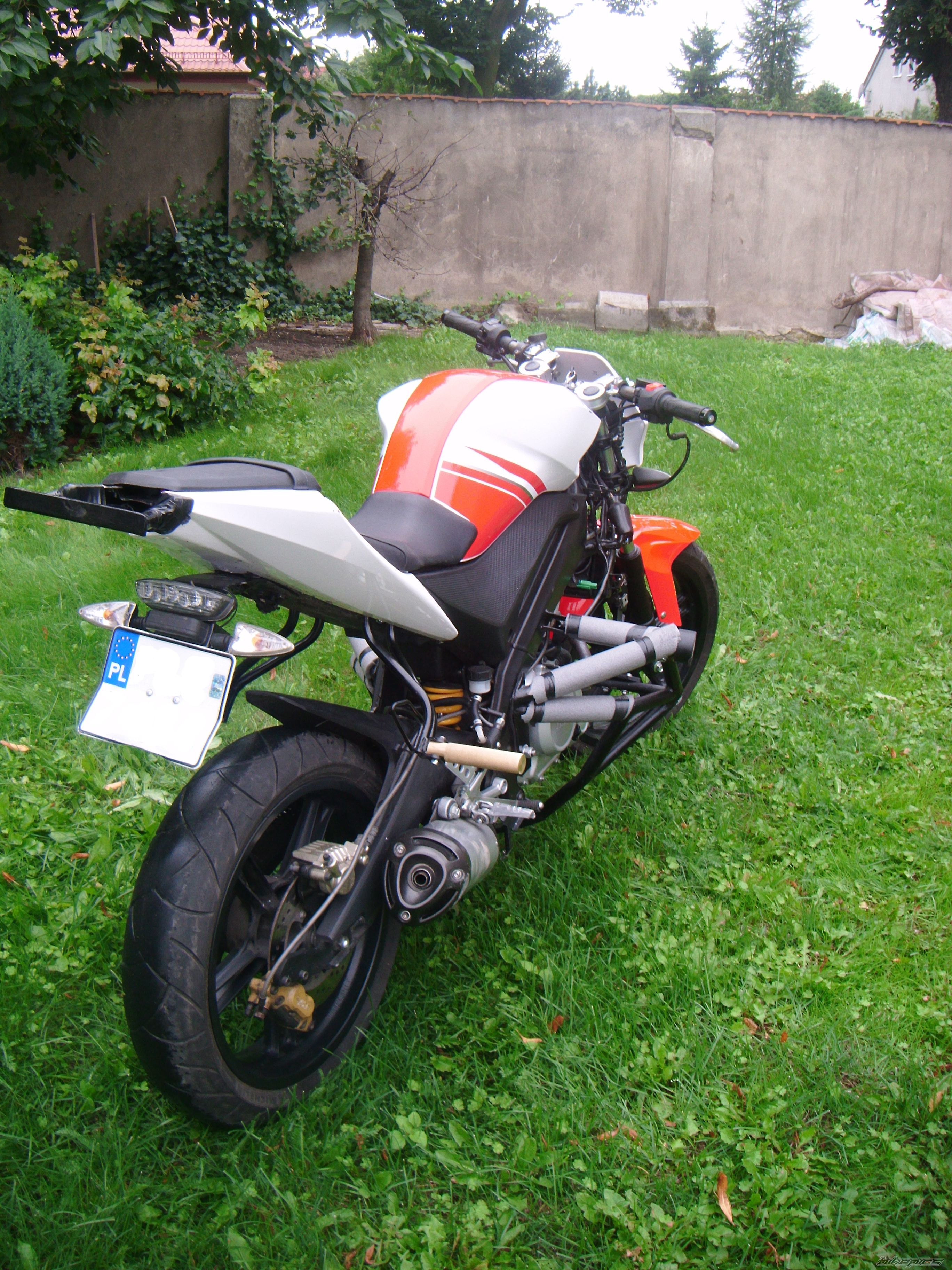 Photo 2145090