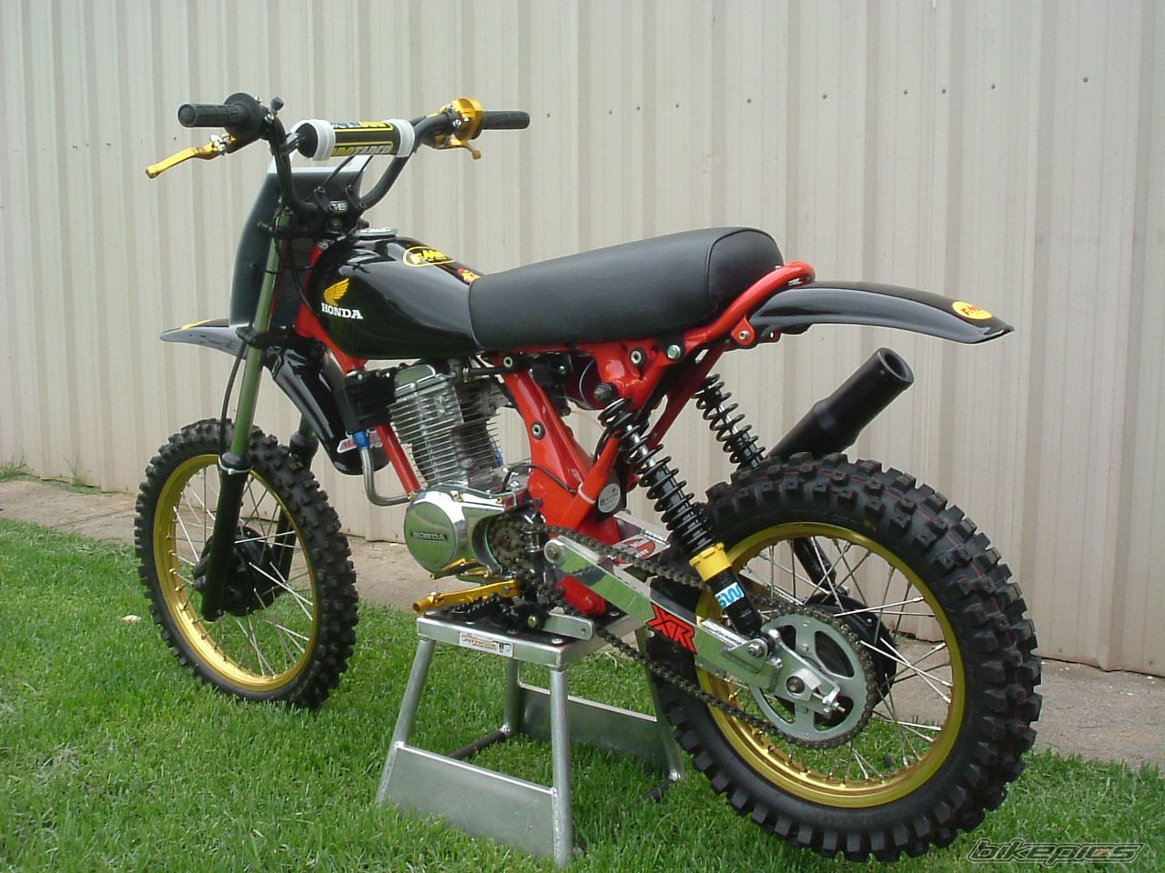Photo 2145764