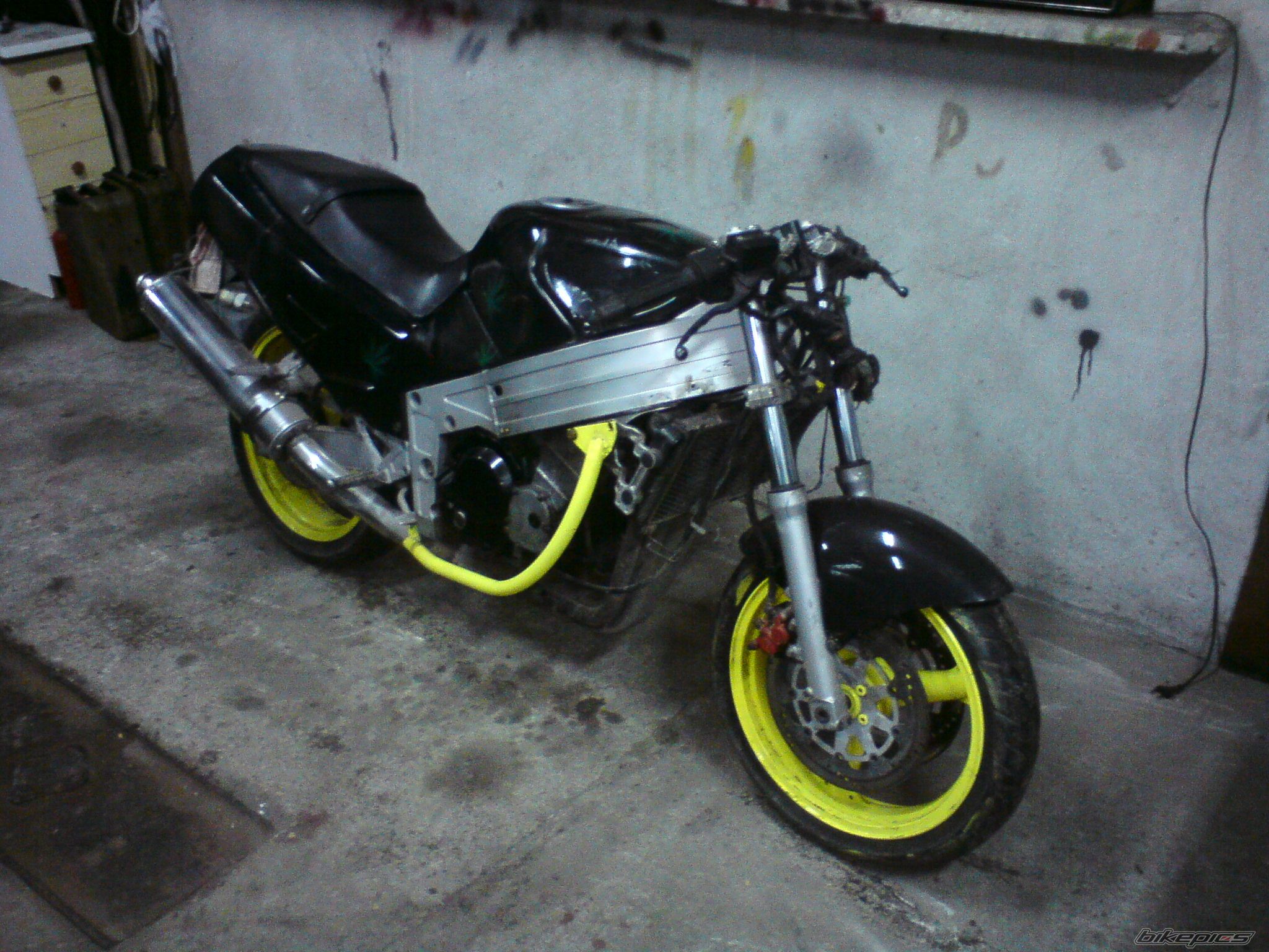 Photo 2145866