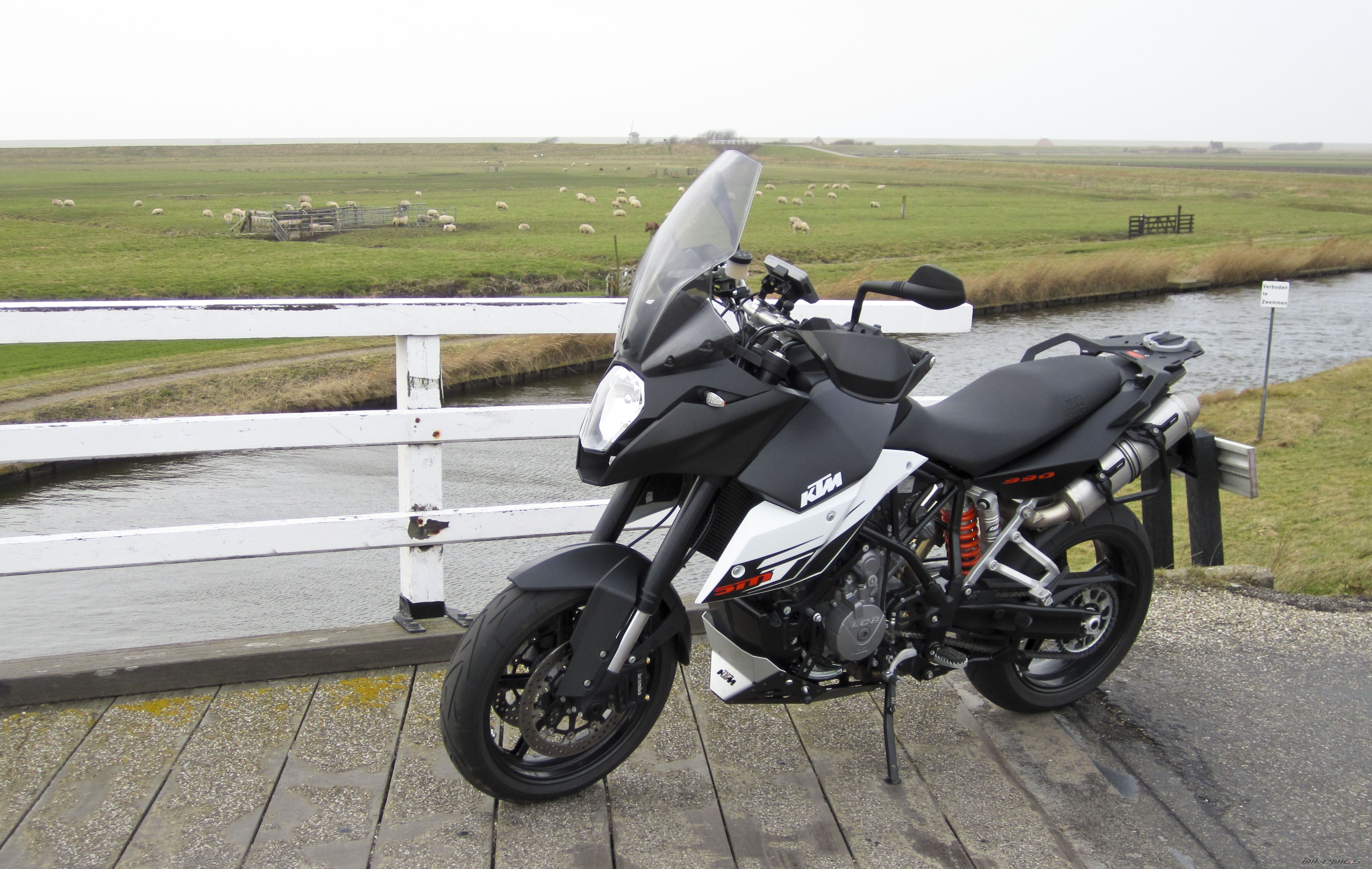 Bike Photo 2147086