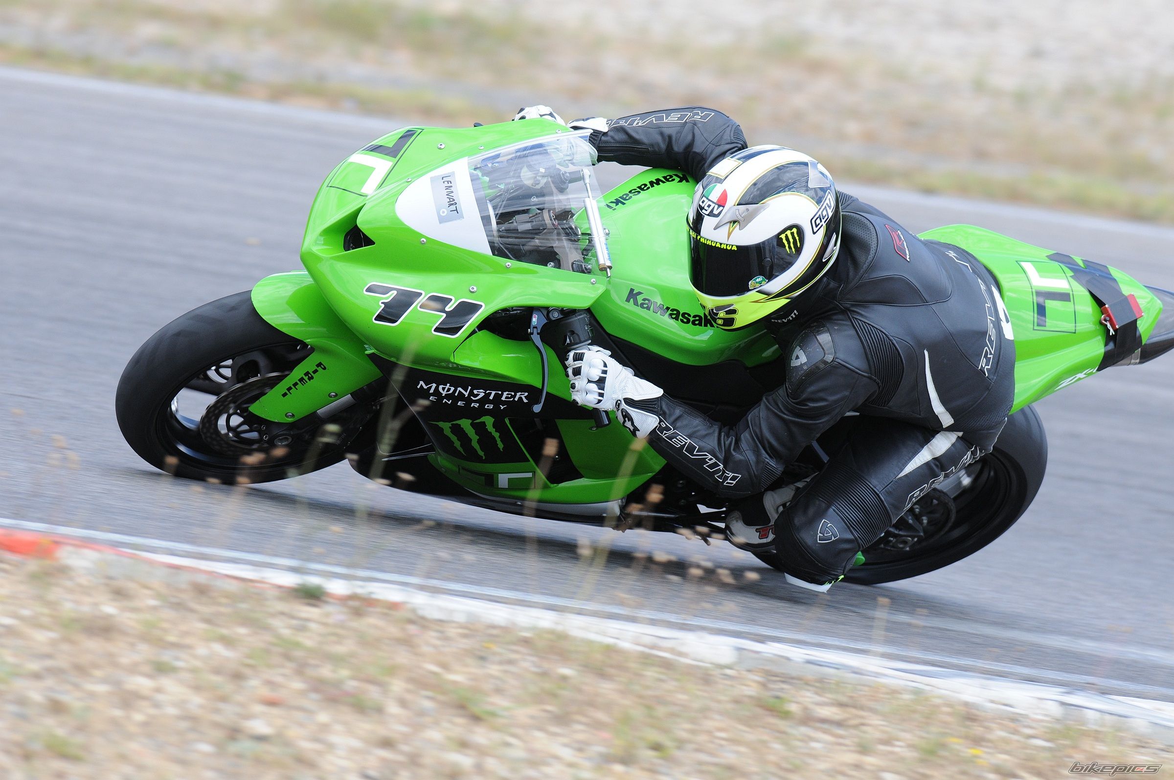 Bike Photo 2147412