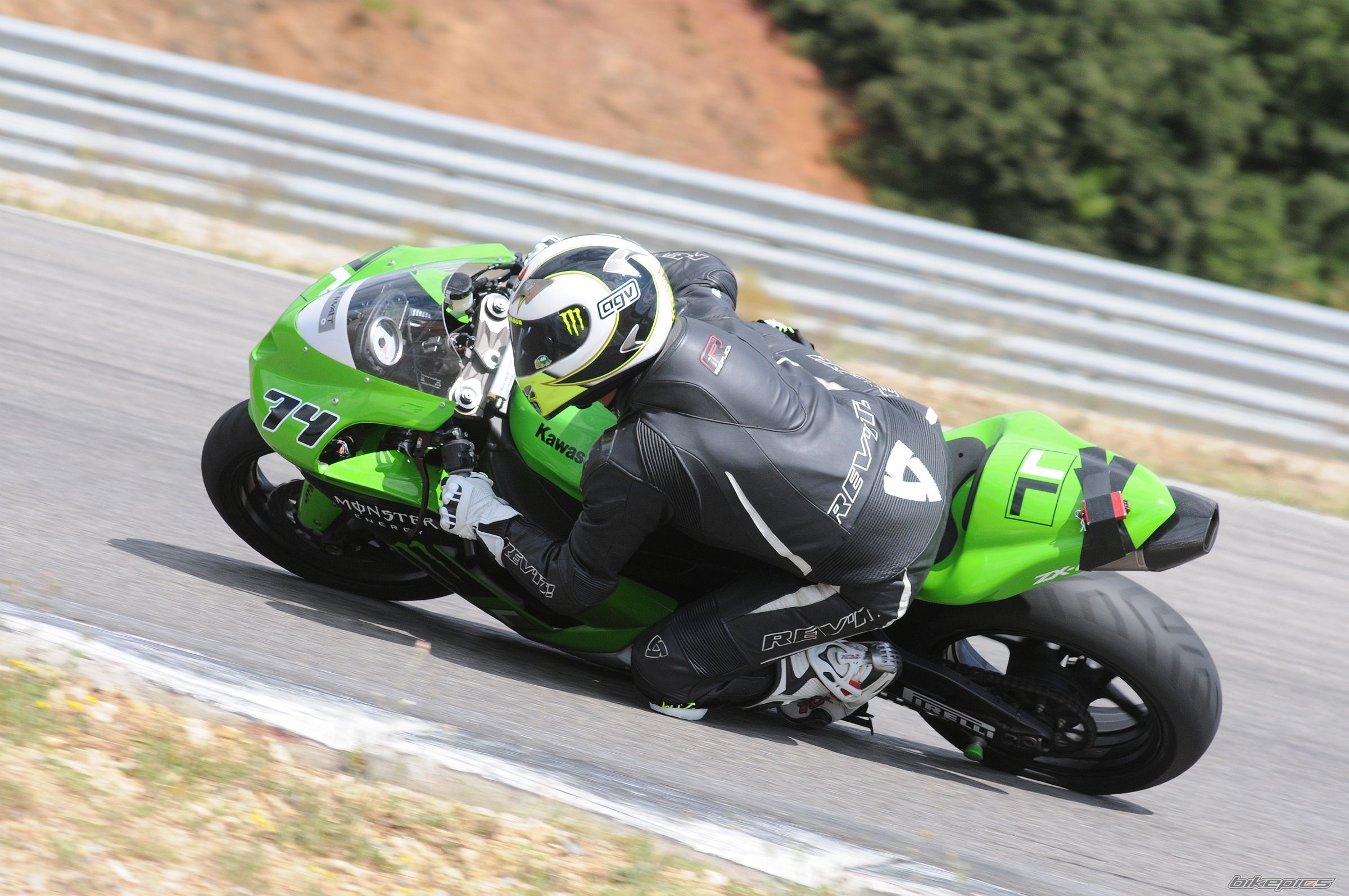 Bike Photo 2147414