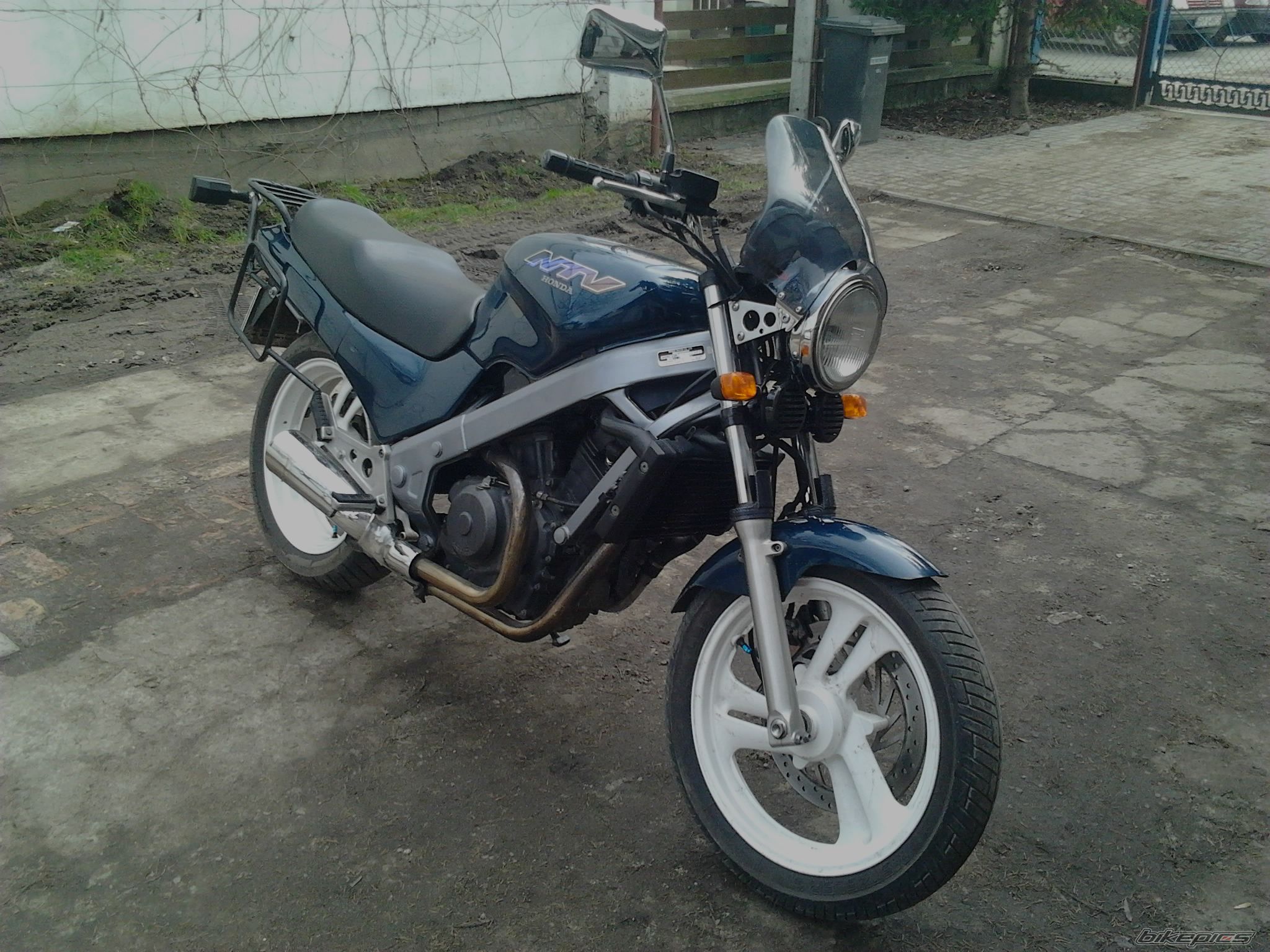 Photo 2148259