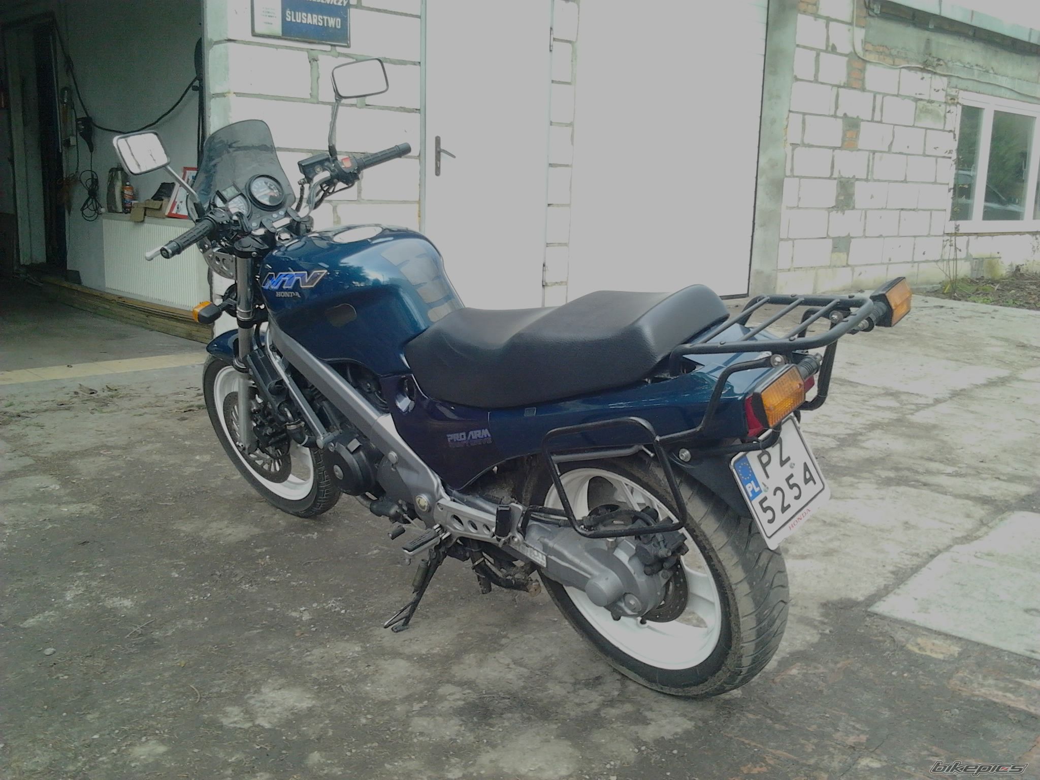 Photo 2148263