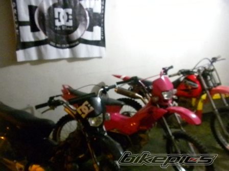 Photo 2148977