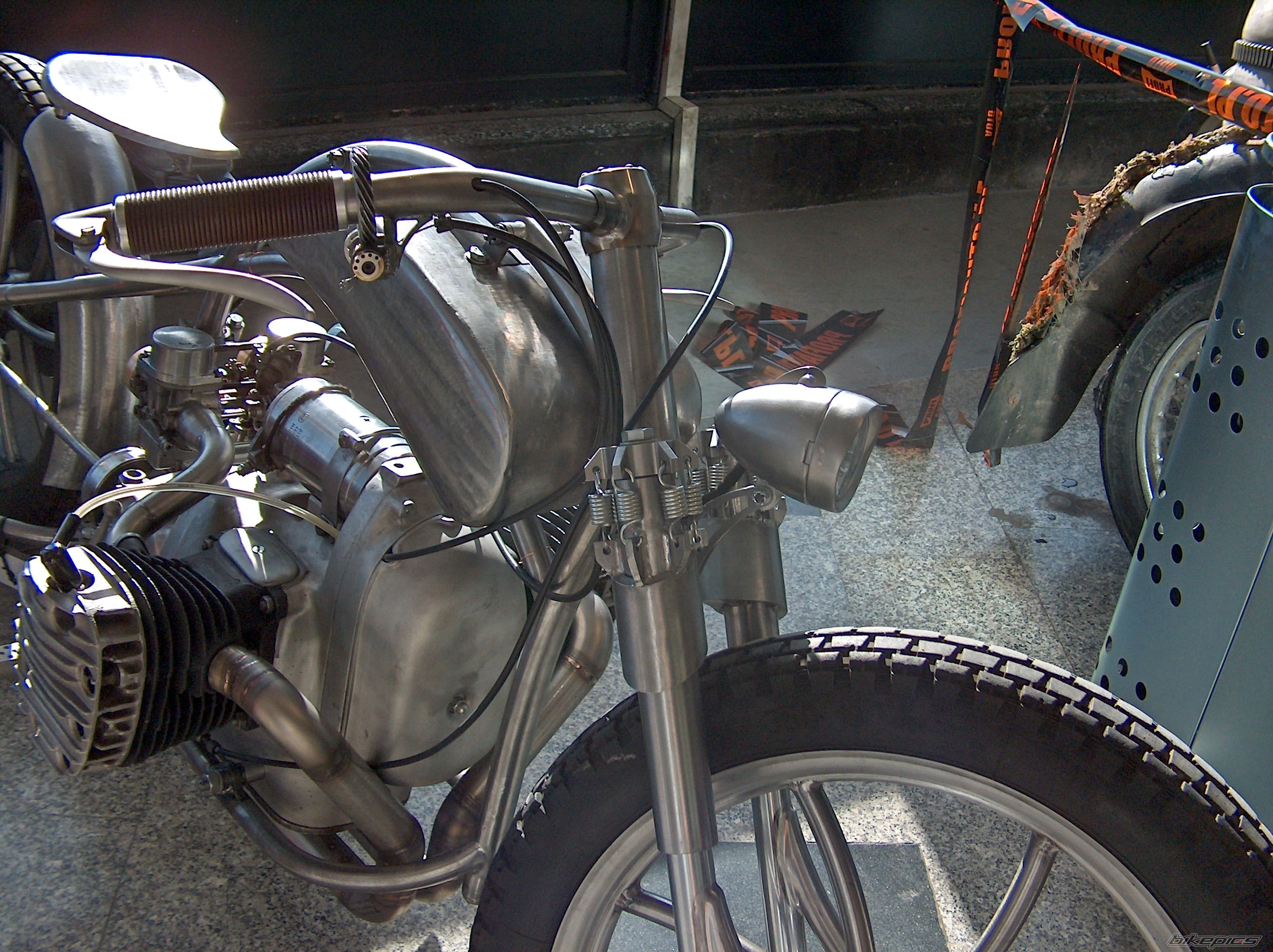 Photo 2151472