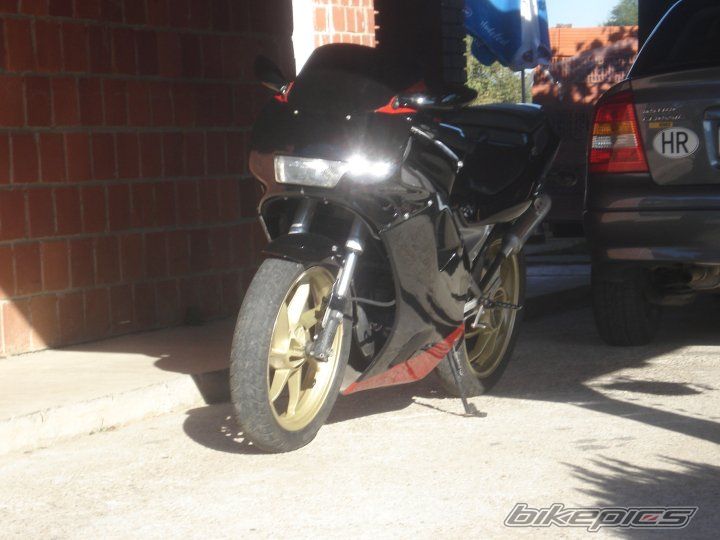 Photo 2152073
