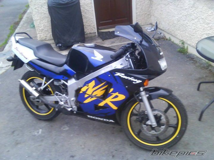 Photo 2152331
