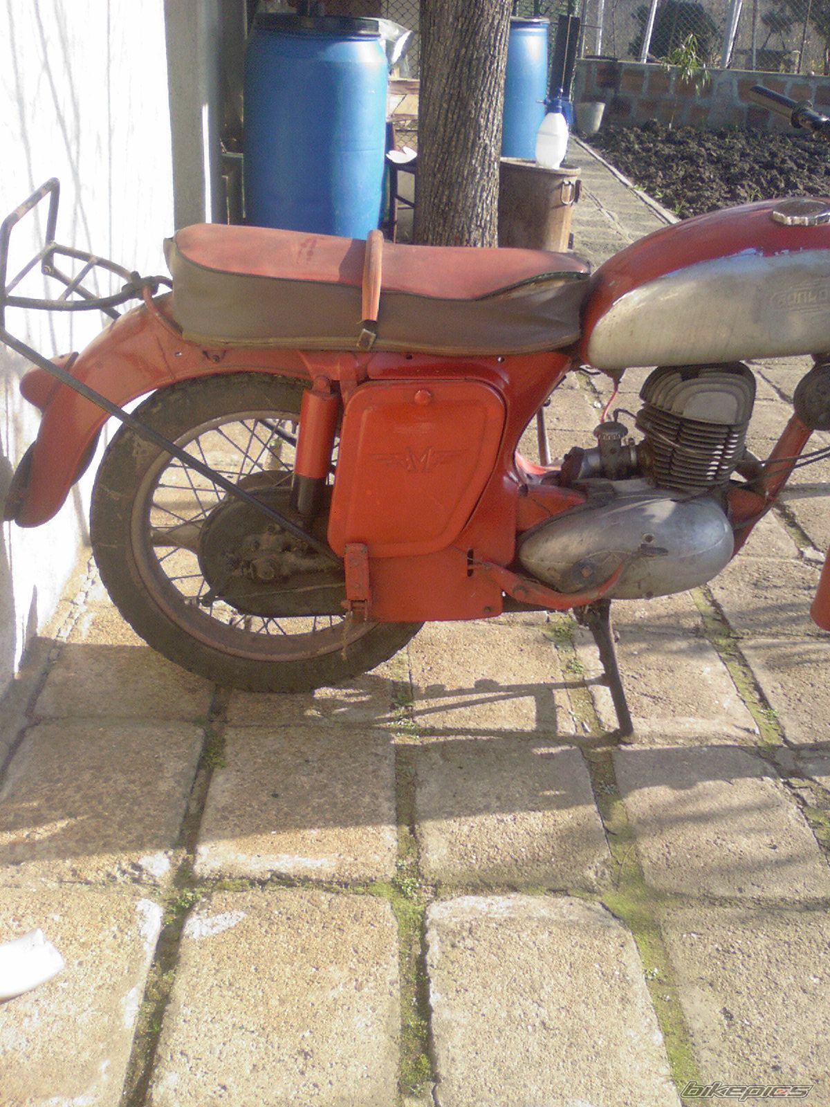 Photo 2153460