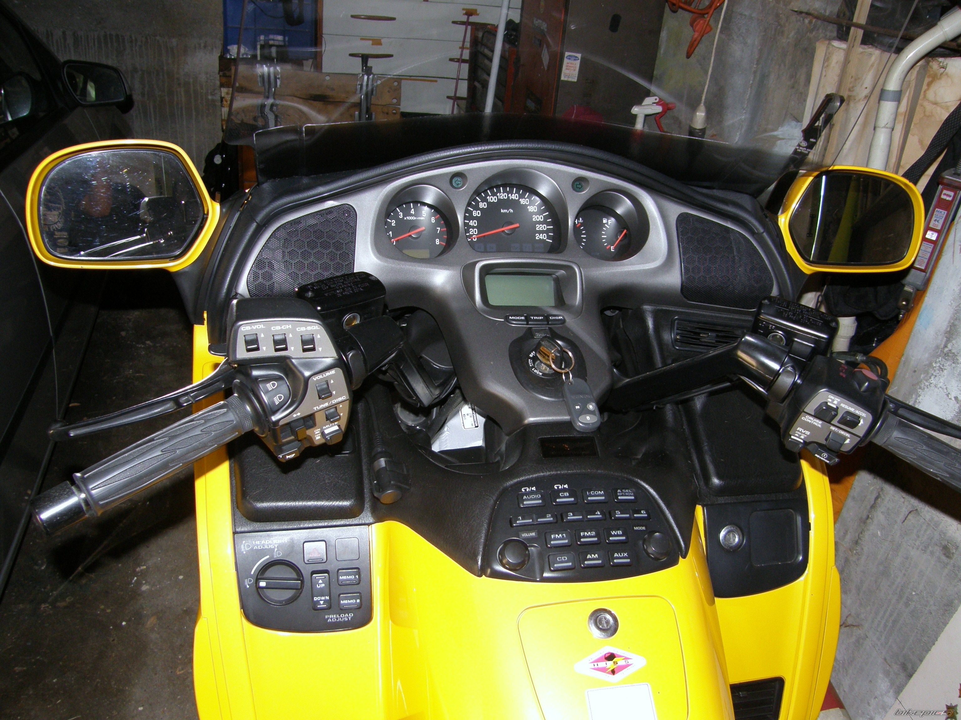 Photo 2153634
