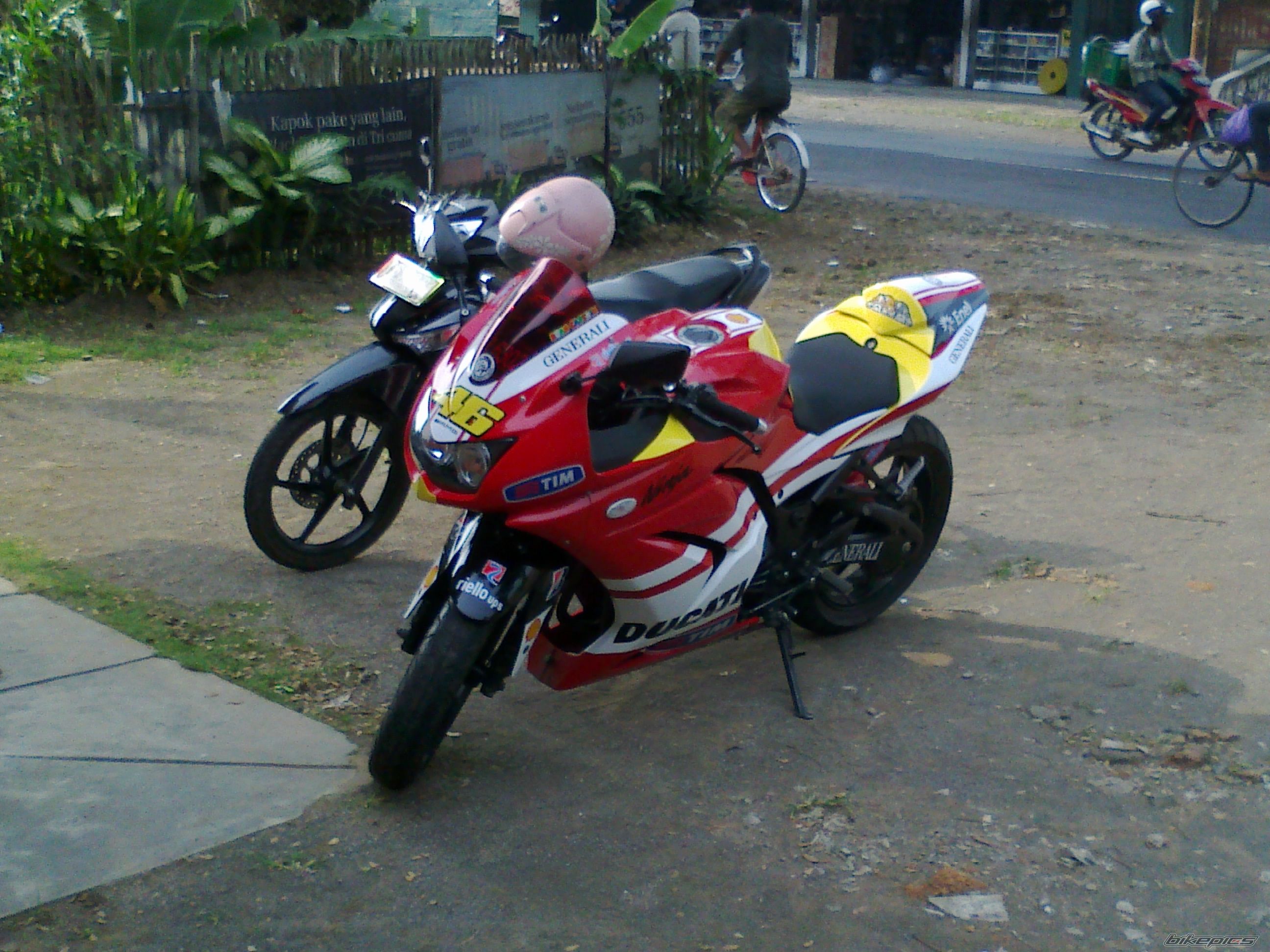 Photo 2153824