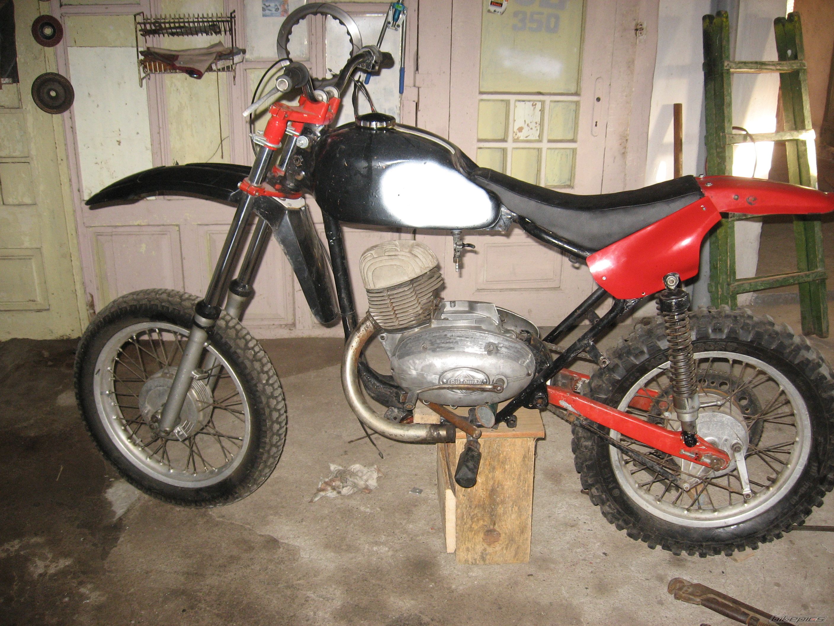 Photo 2153936