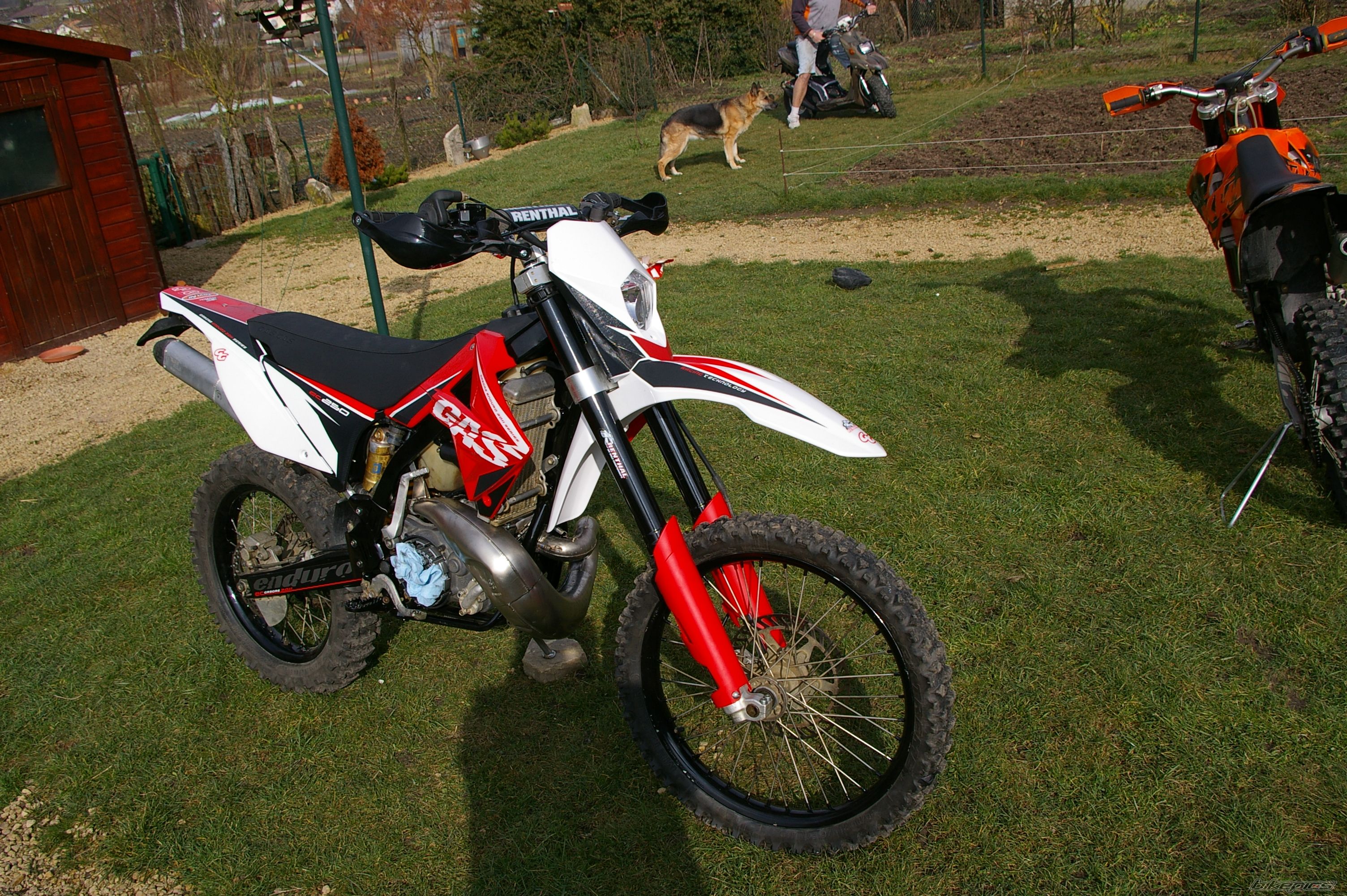Photo 2156186