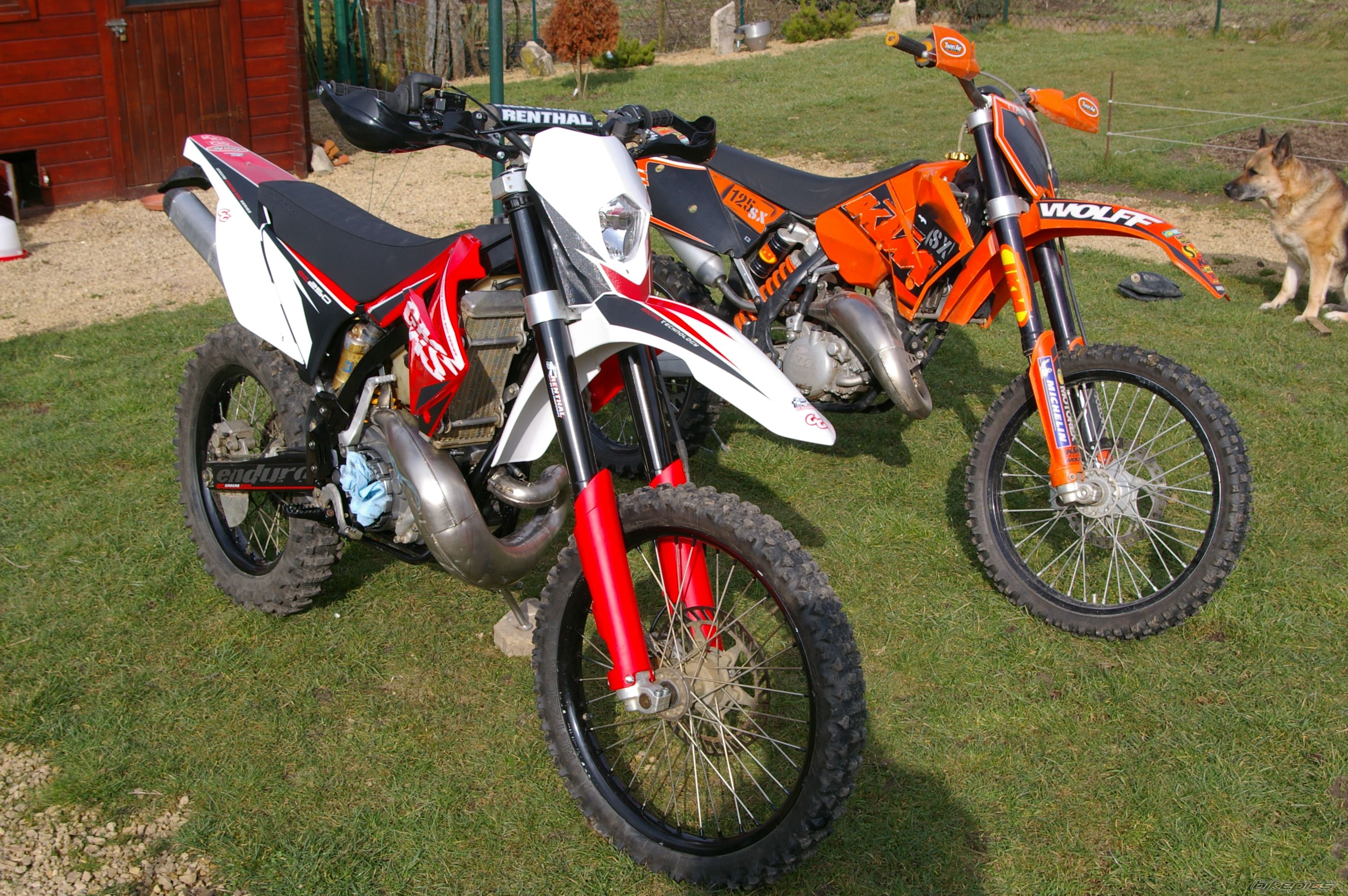 Photo 2156192