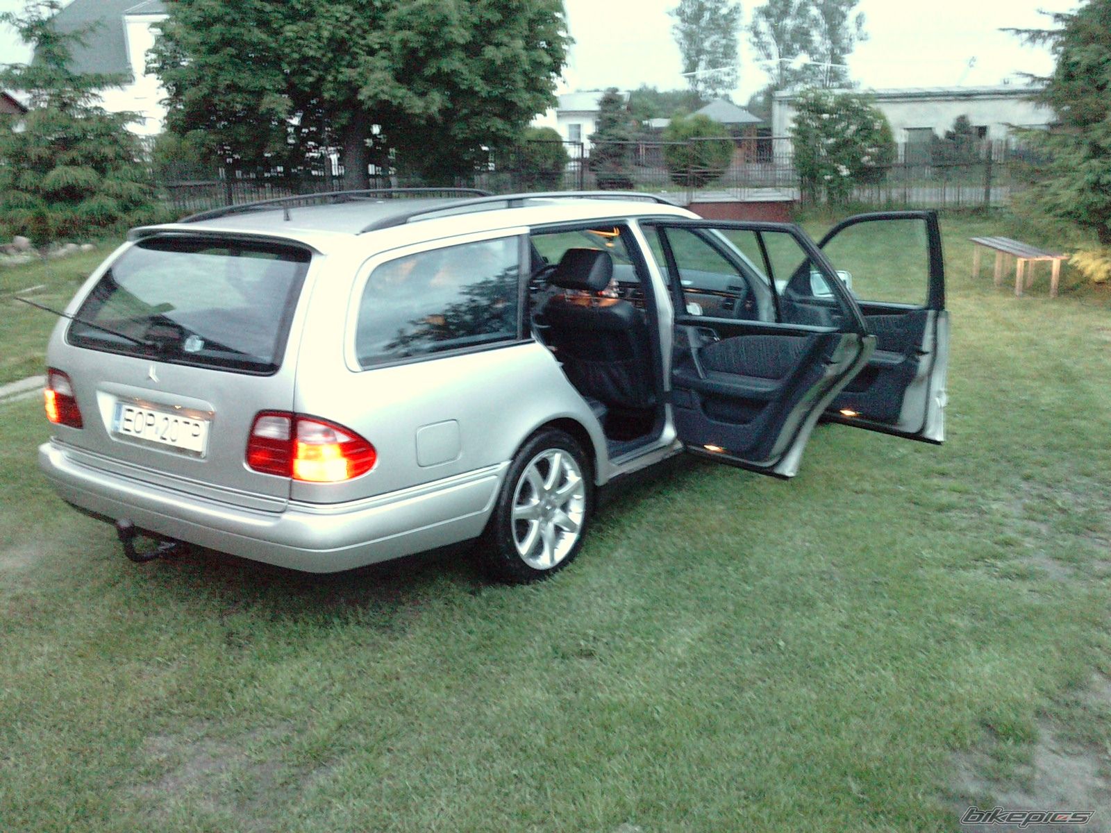 Photo 2156808