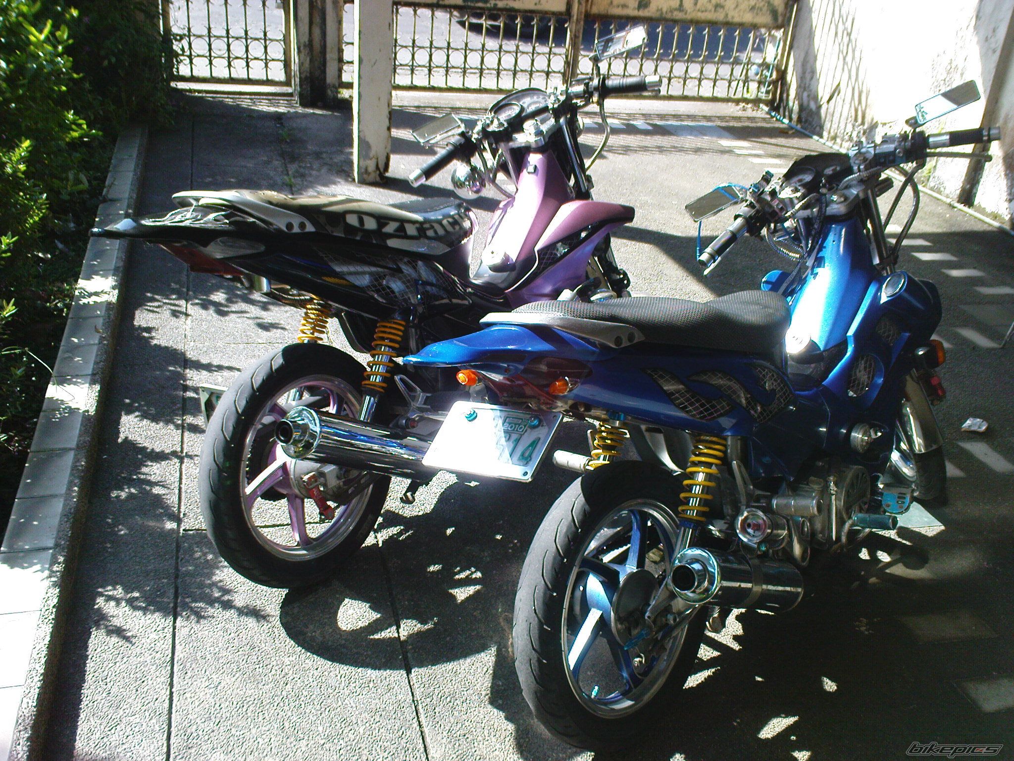 Photo 2158976