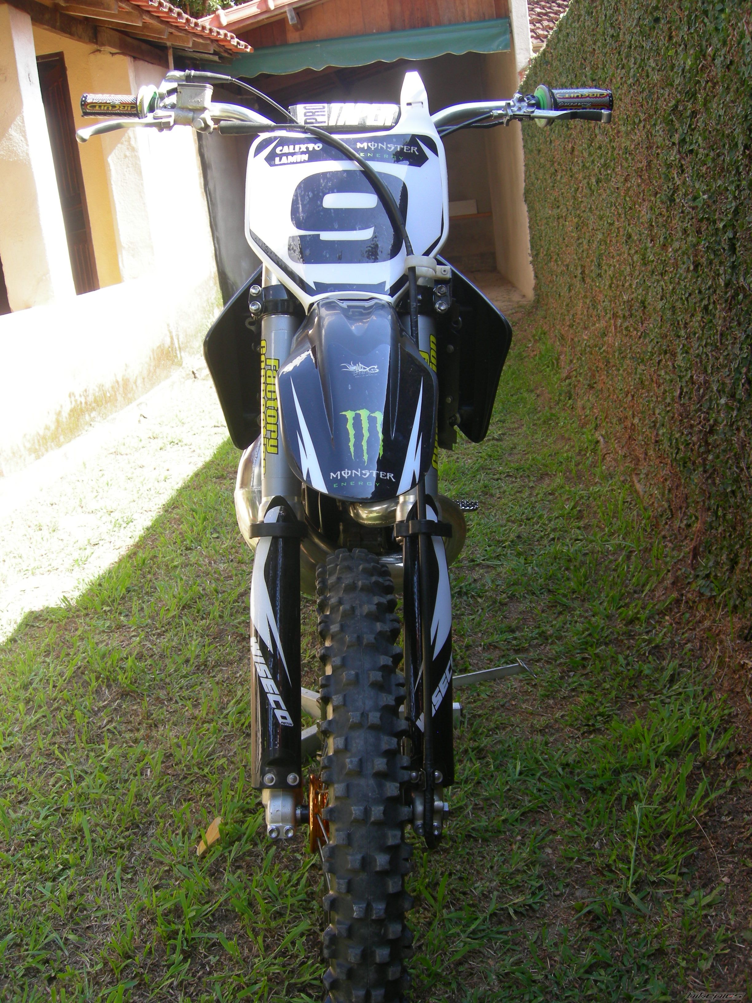 Photo 2169143