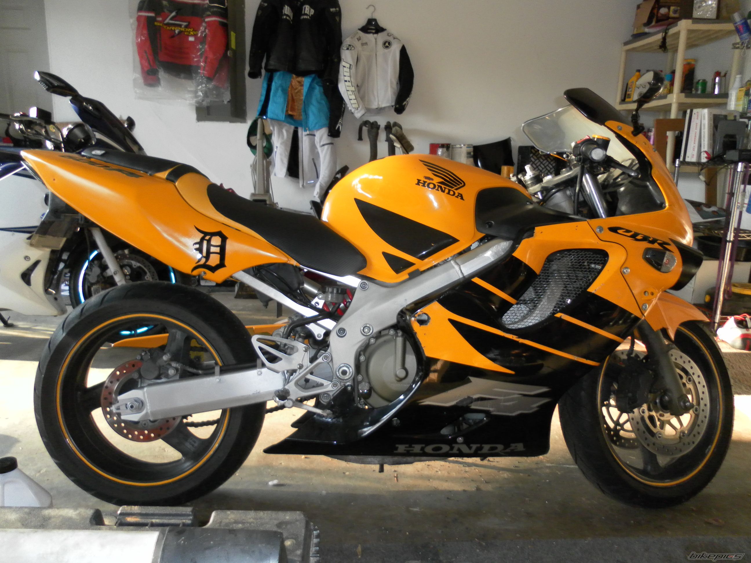 Photo 2169919