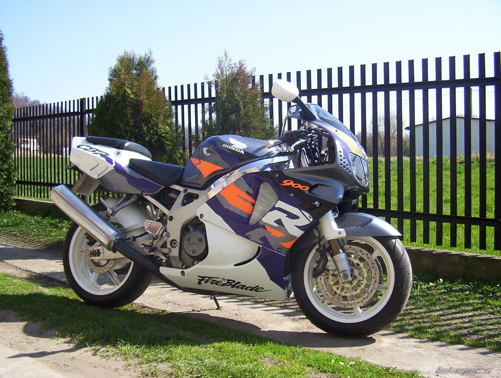 Photo 2175717