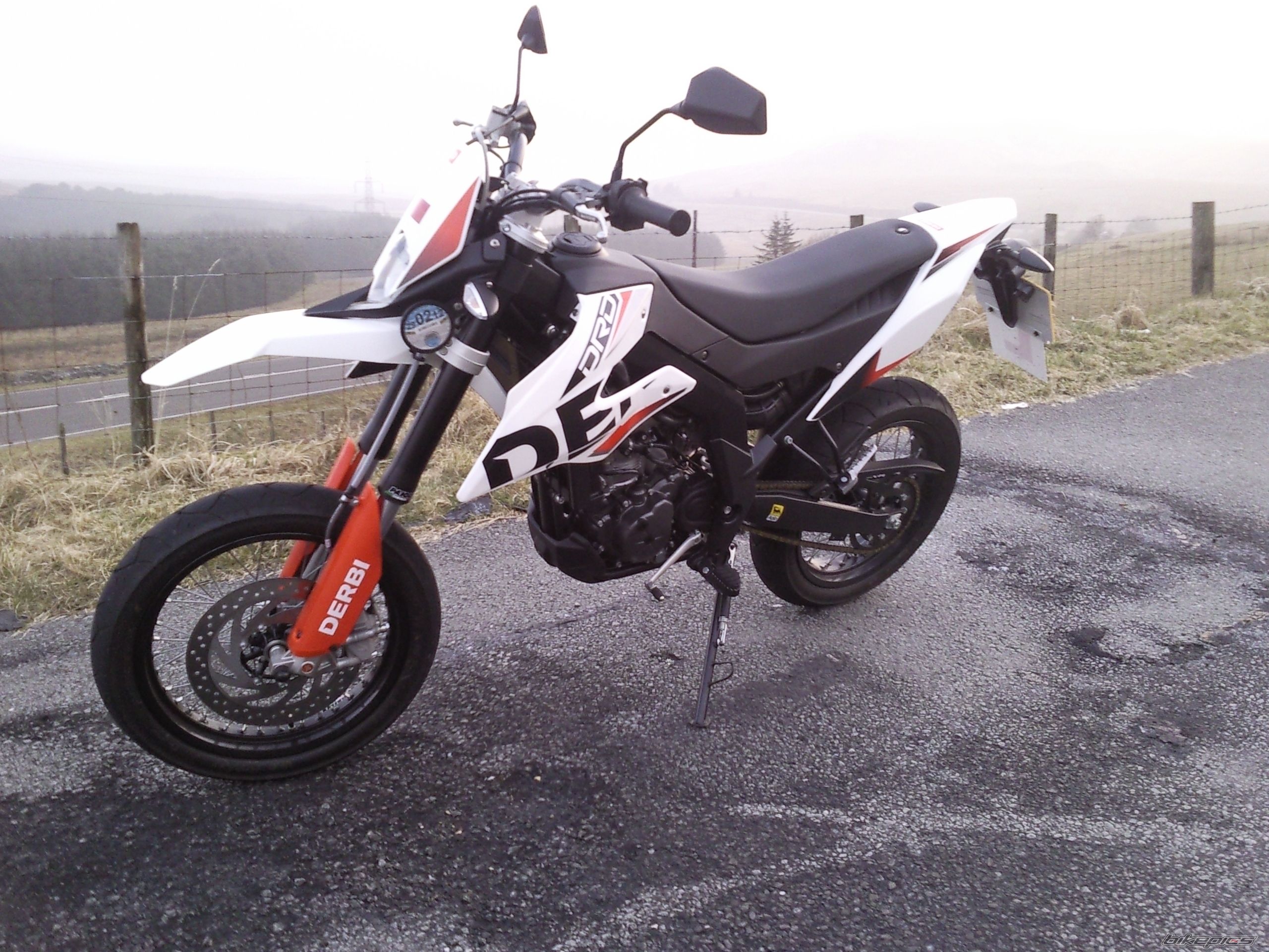 Photo 2175911