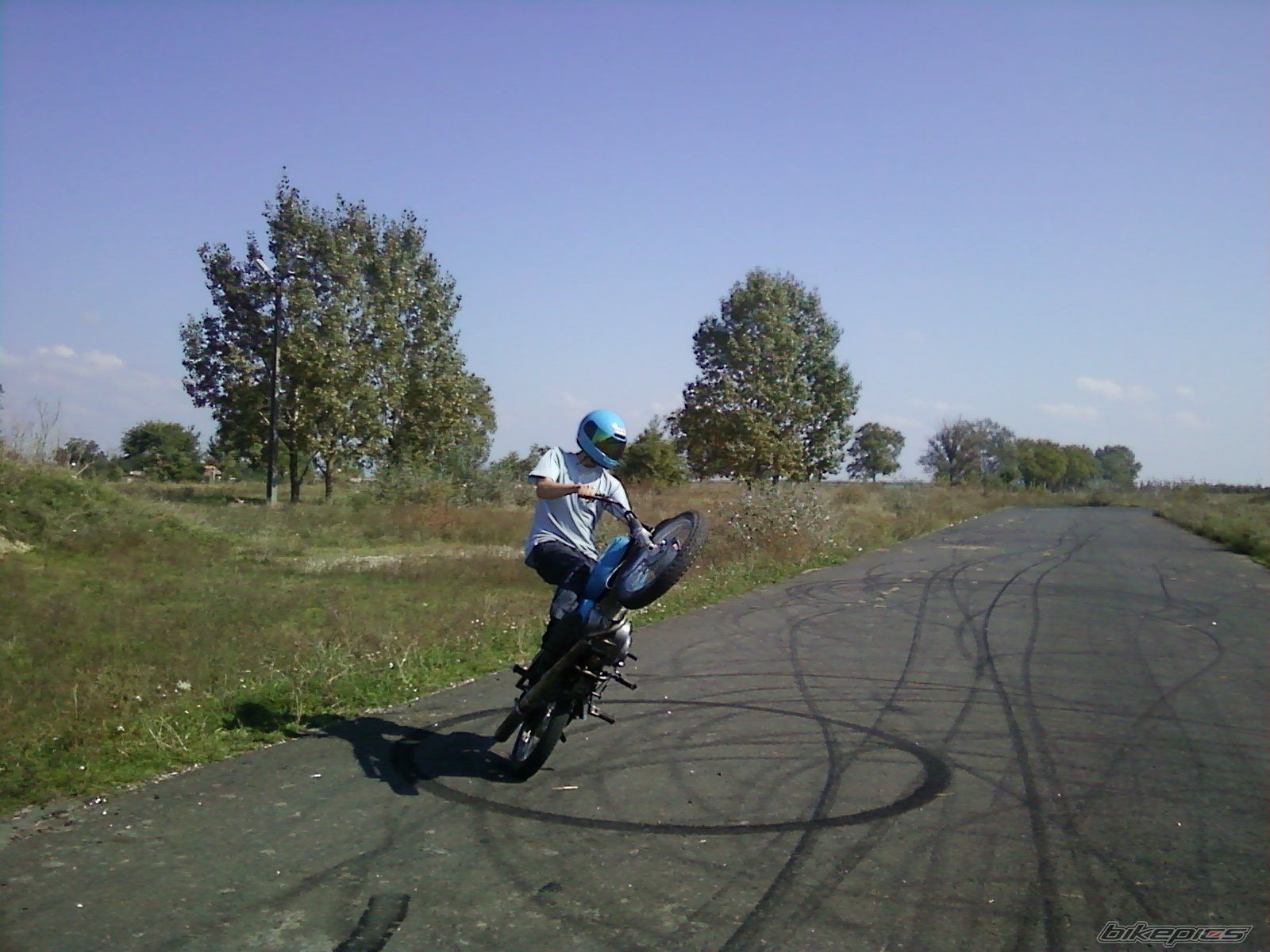 Photo 2175931