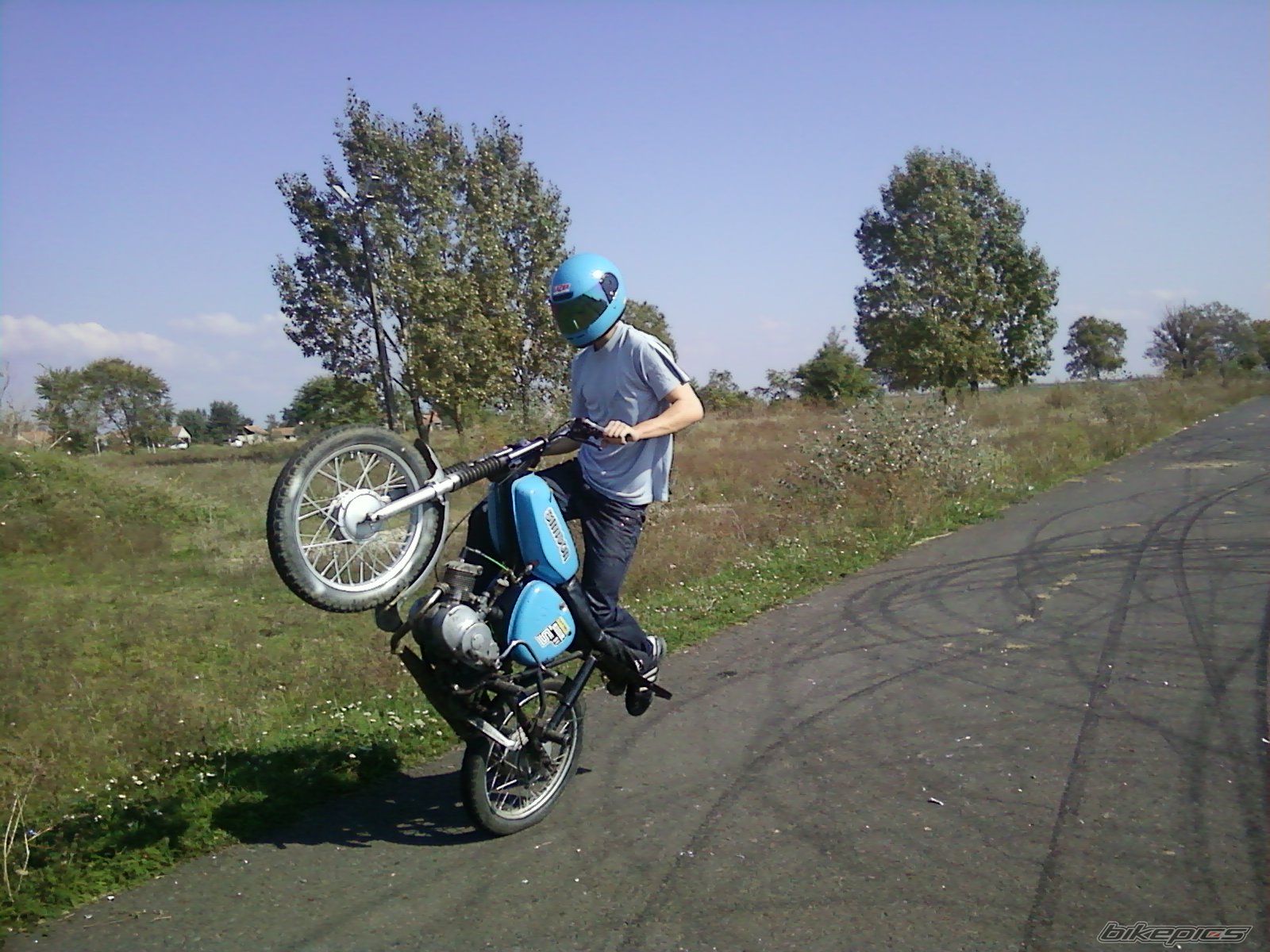 Photo 2175932