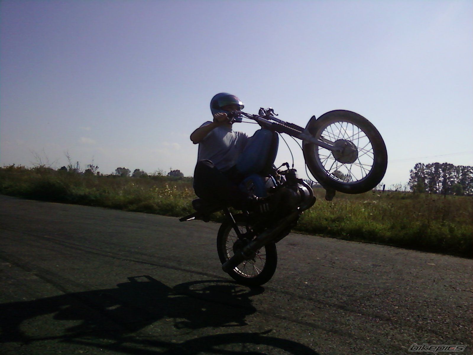 Photo 2175934