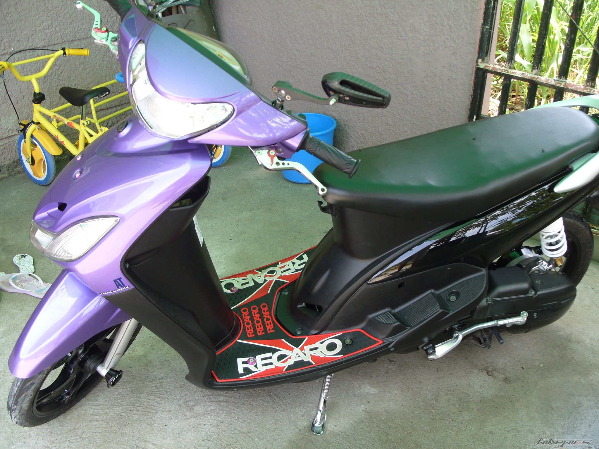 Photo 2183936