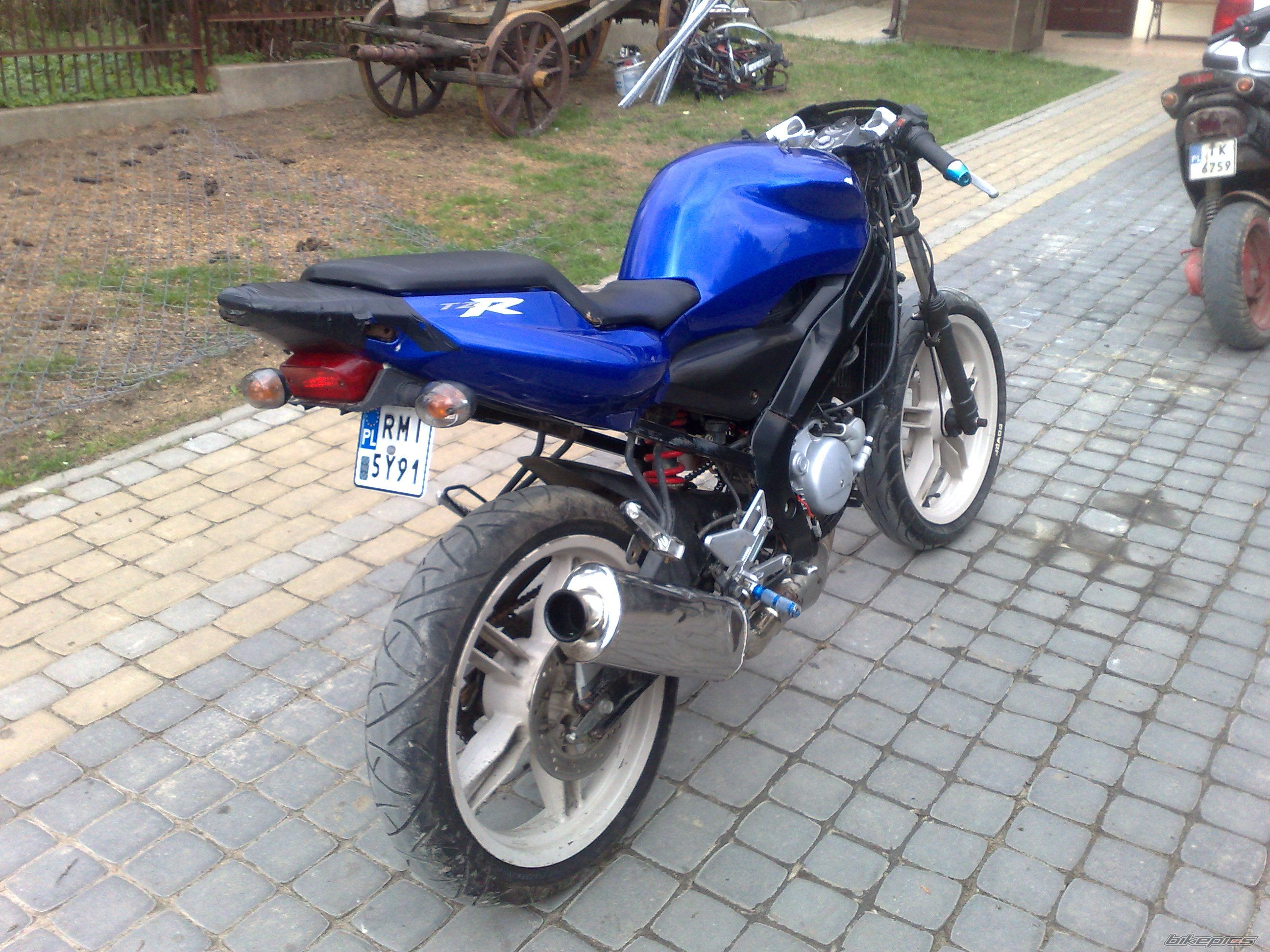 Photo 2188326