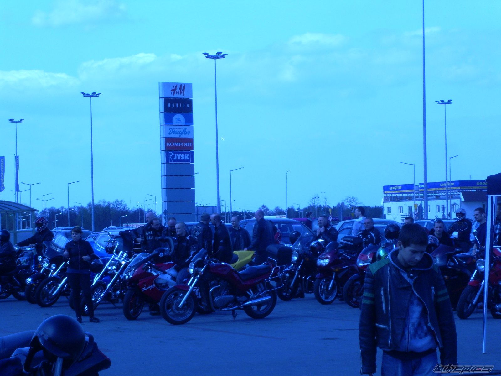 Photo 2190279
