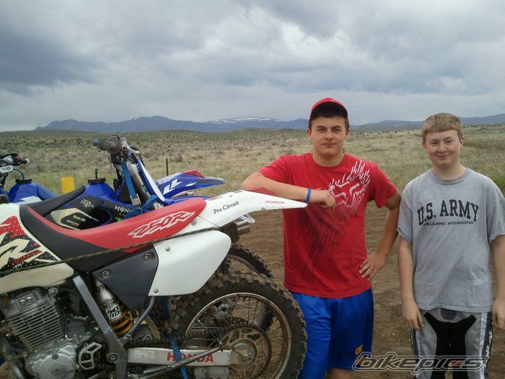 Photo 2190695
