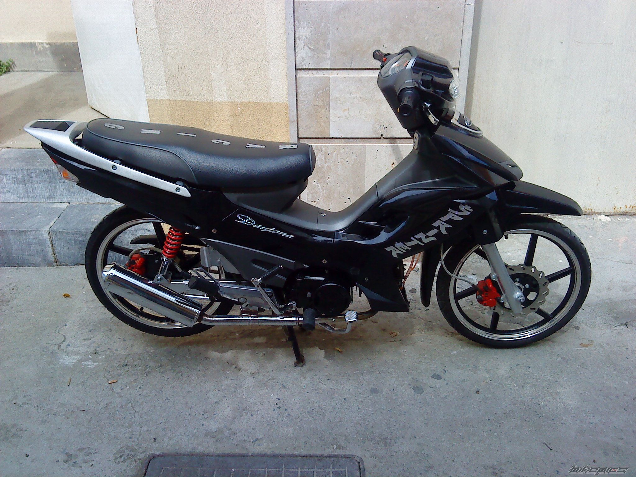 Photo 2191200