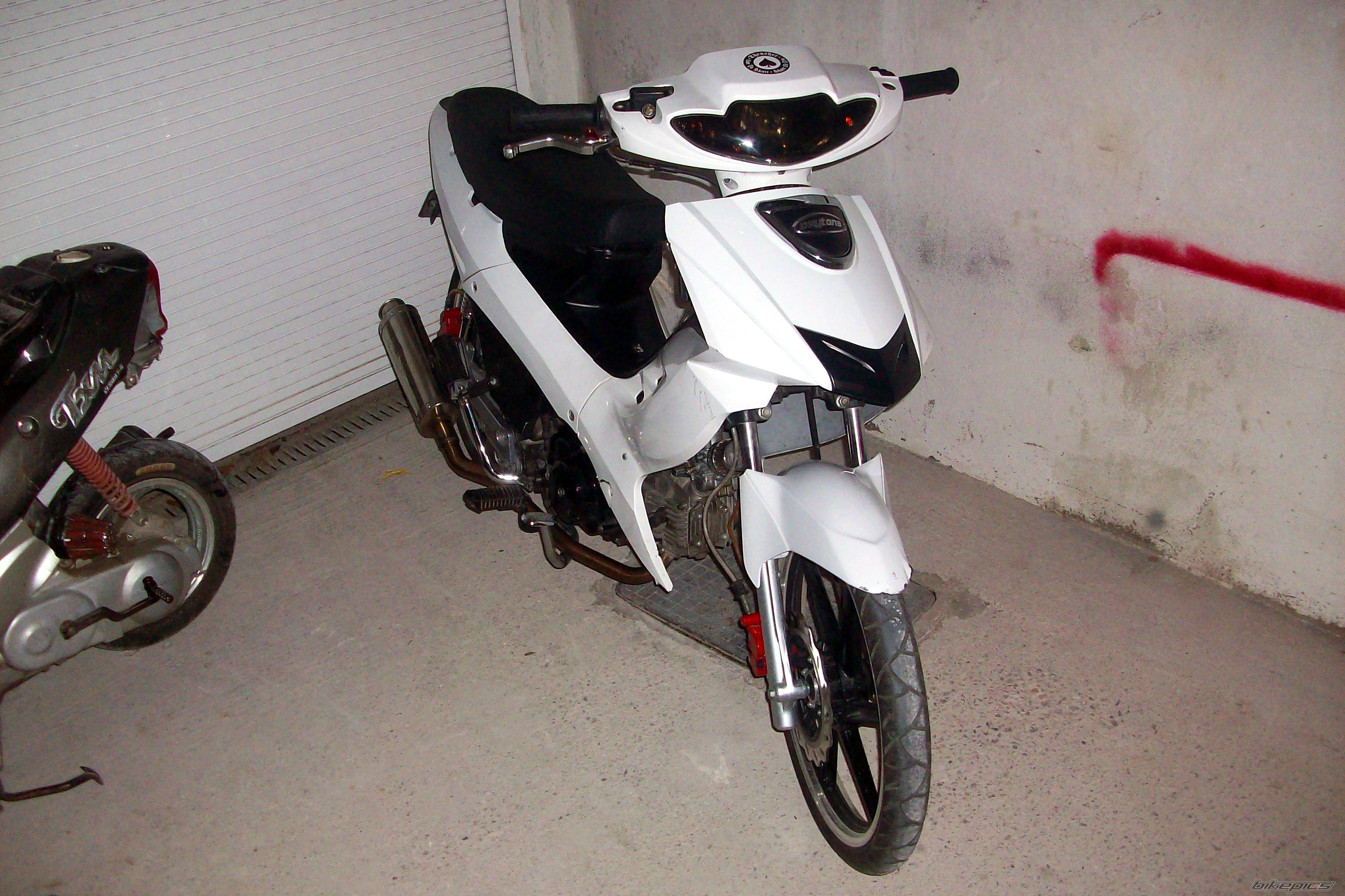 Photo 2191373
