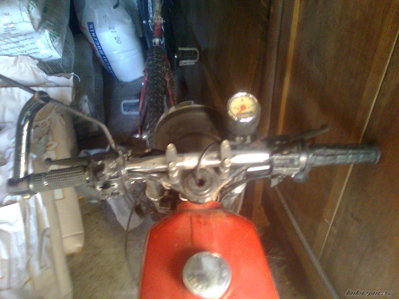 Photo 2191456