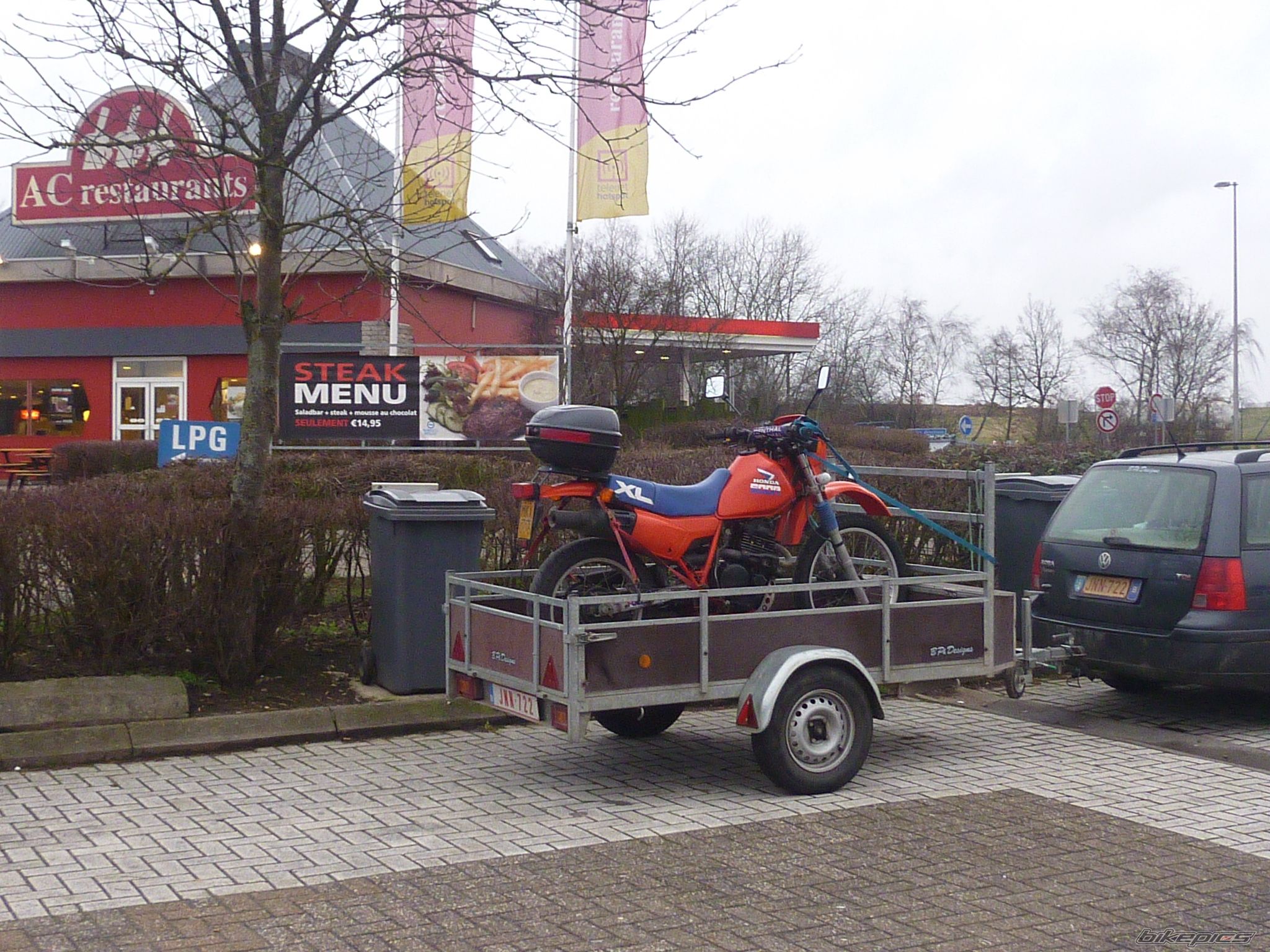 Photo 2192942