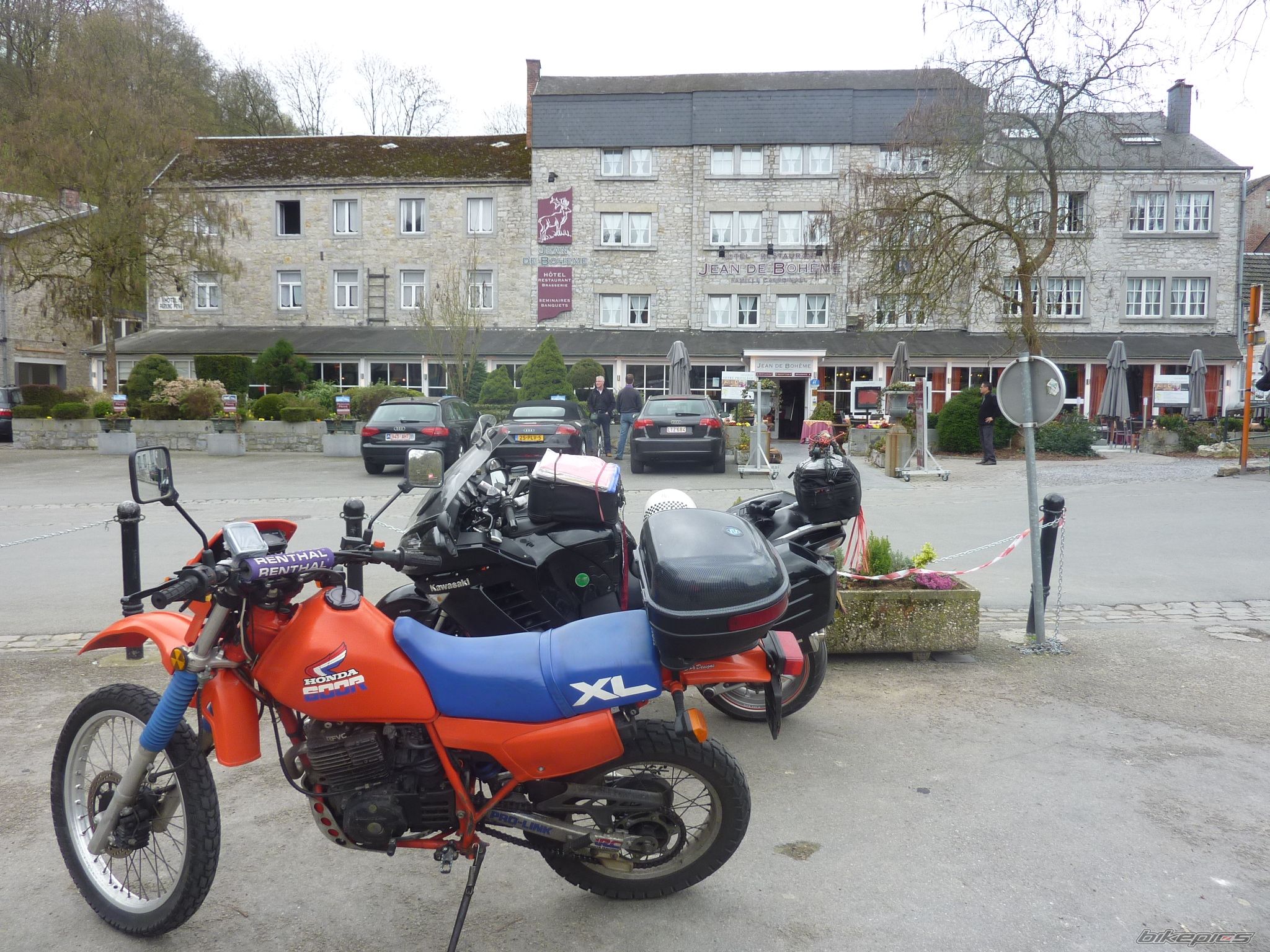 Photo 2192972