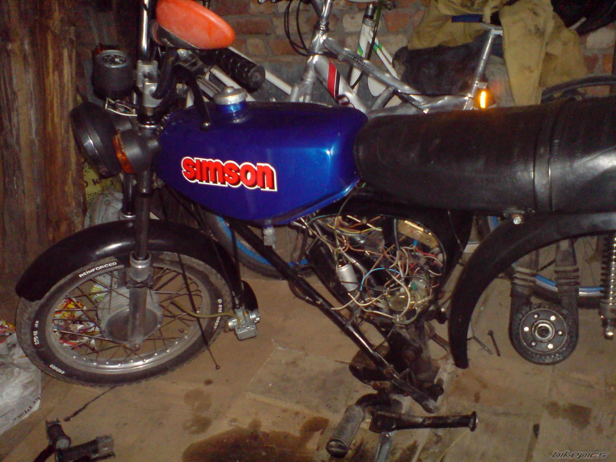 Photo 2193472