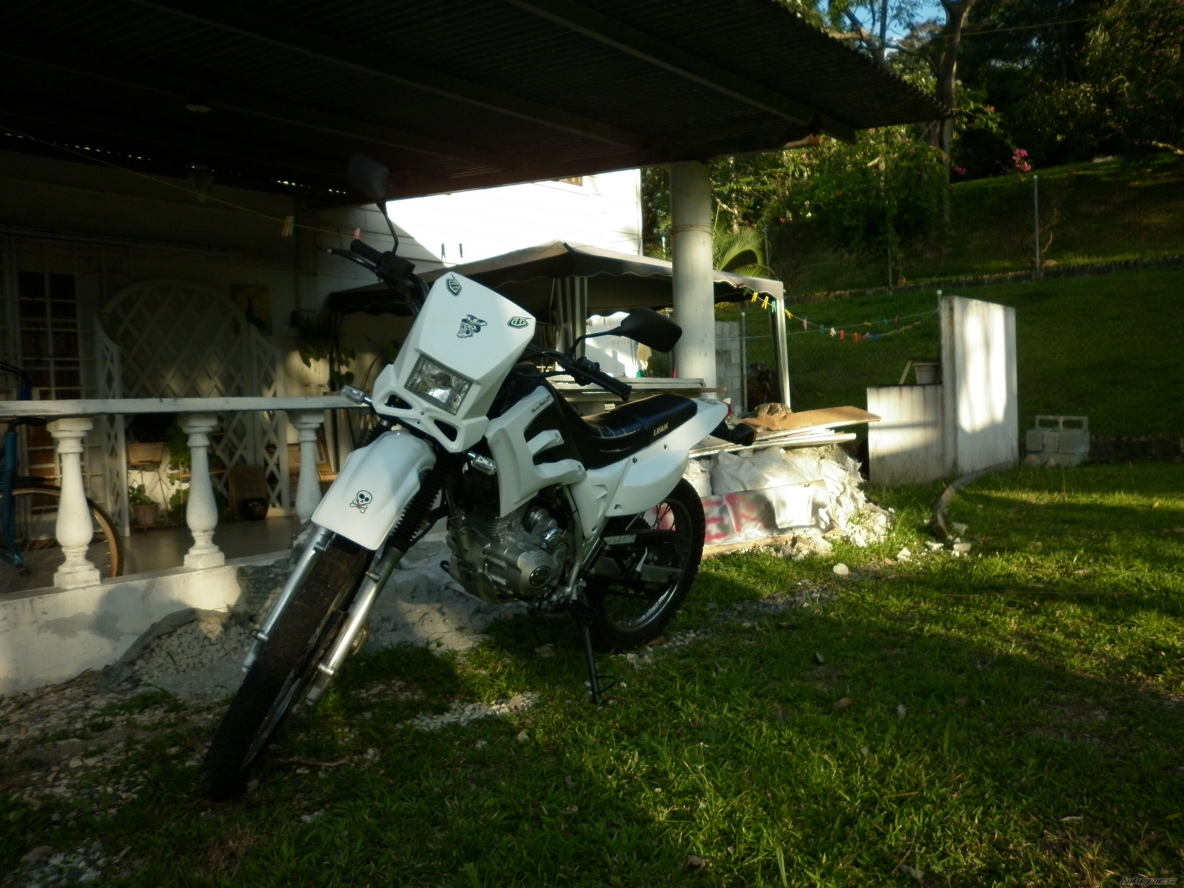 Photo 2193584