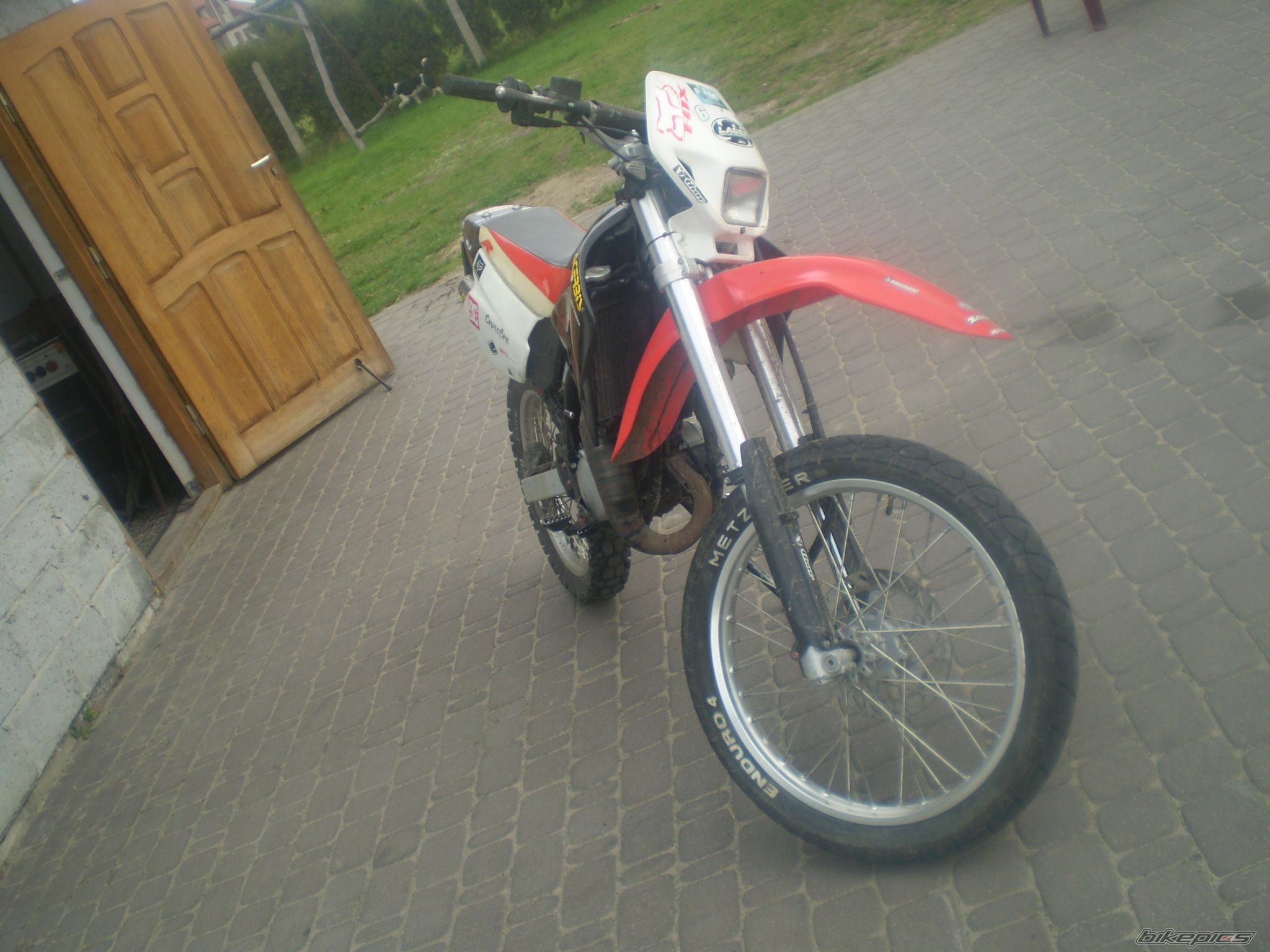 Photo 2193816