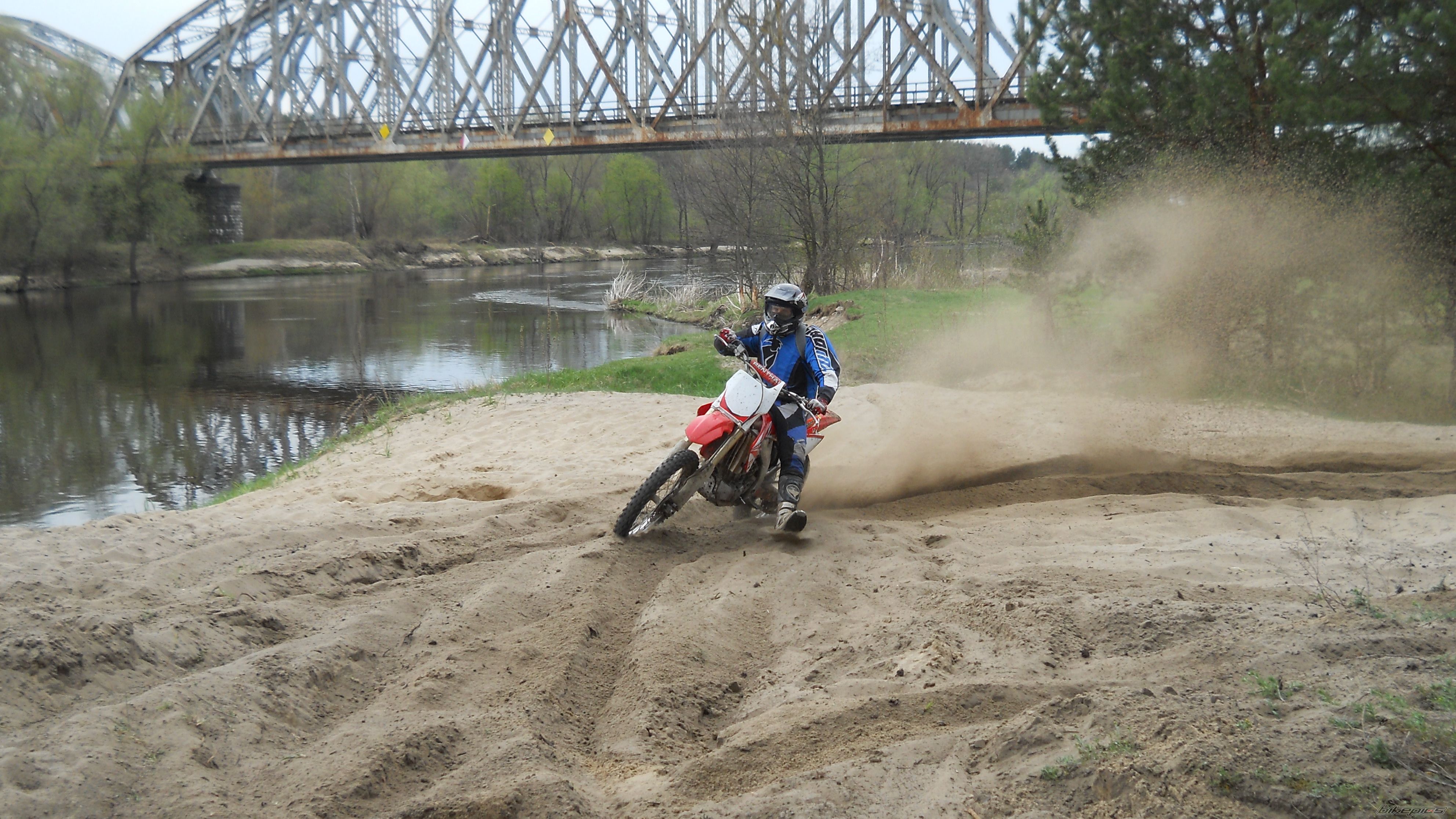 Photo 2194144