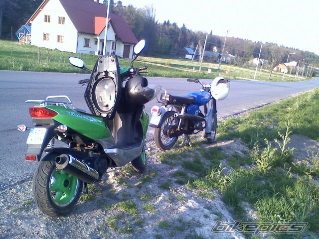 Photo 2196104