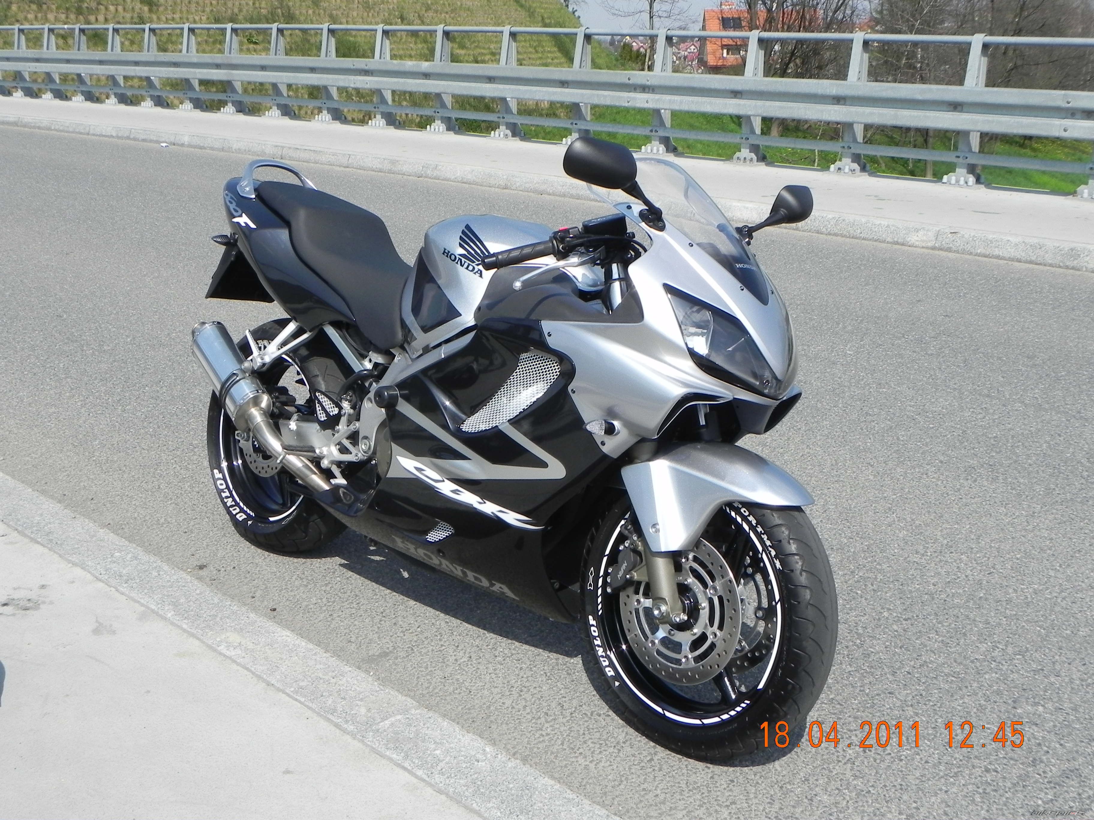Photo 2197380