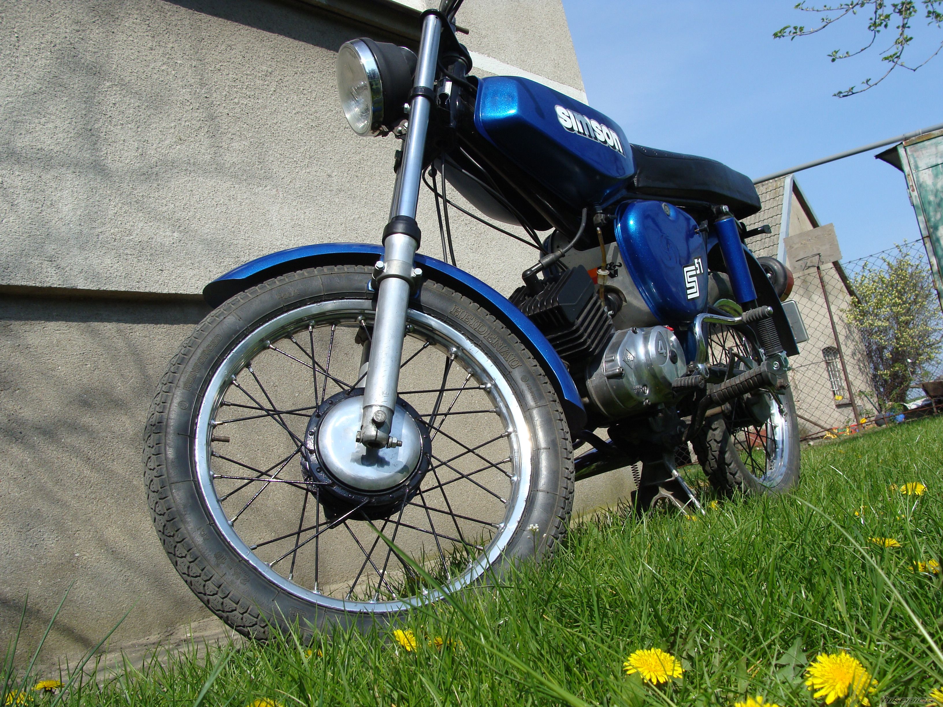 Photo 2197952